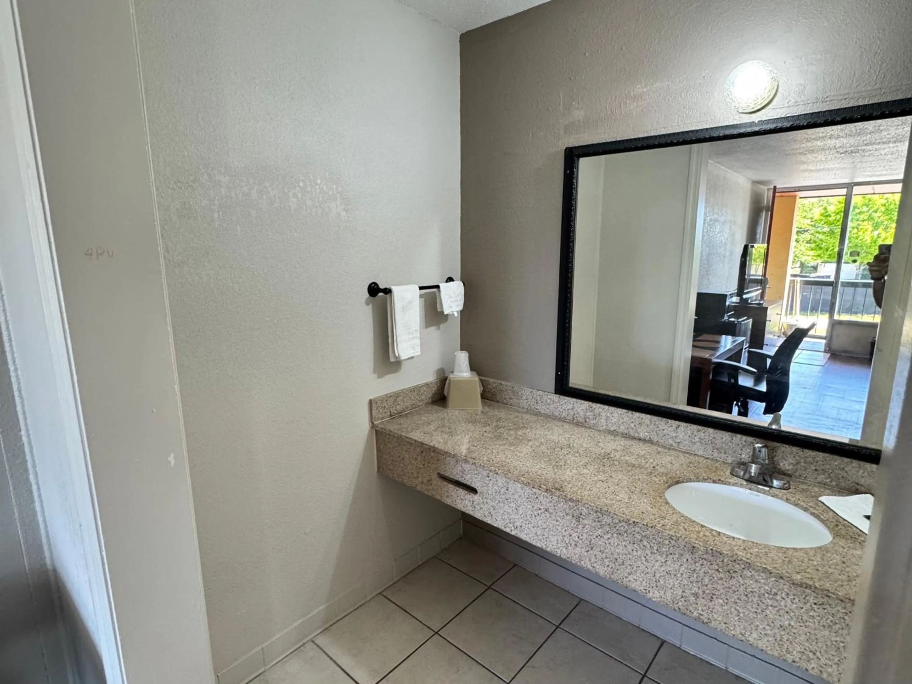 Bathroom in OYO Hotel Phenix City