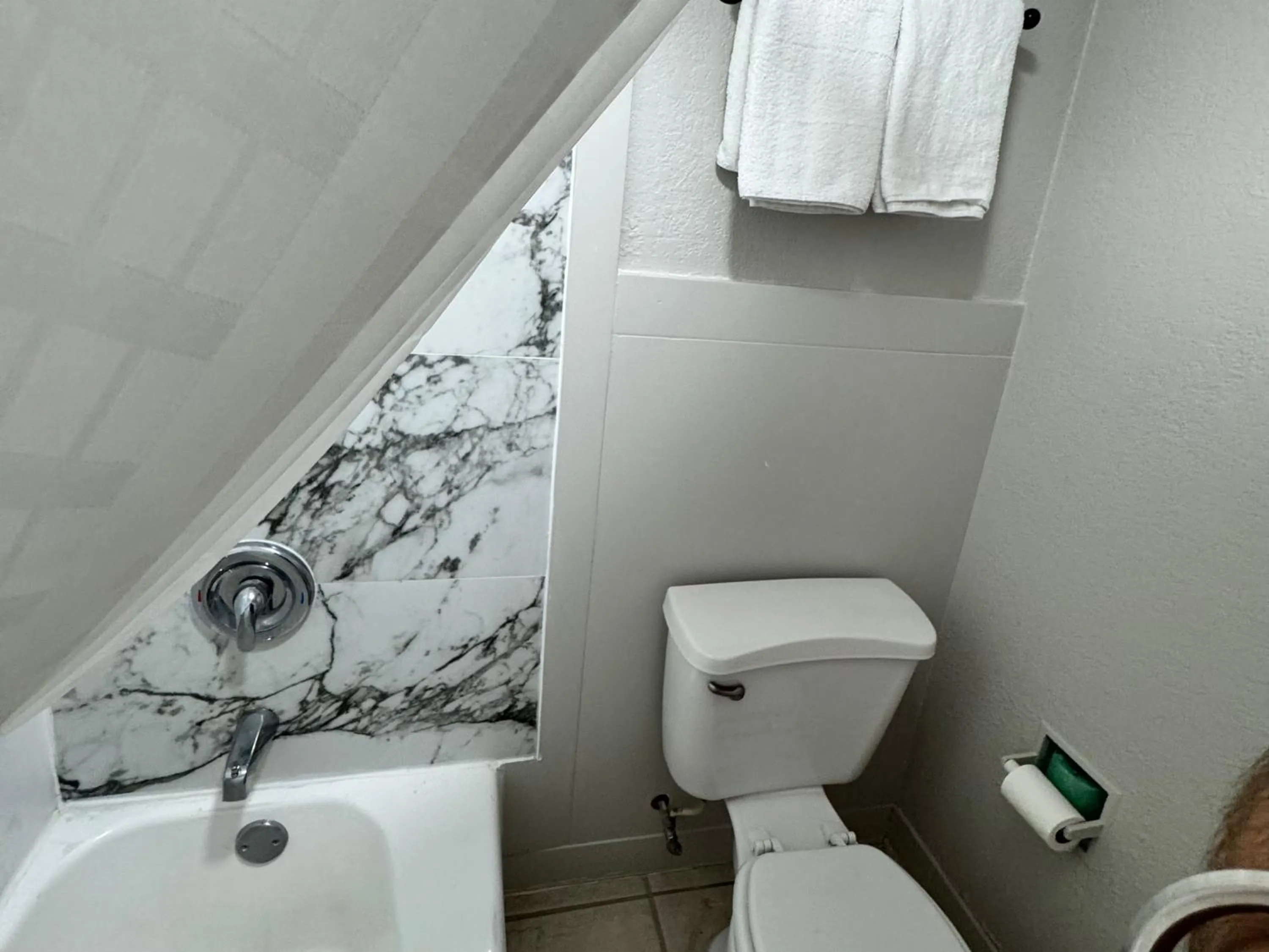 Bathroom in OYO Hotel Phenix City