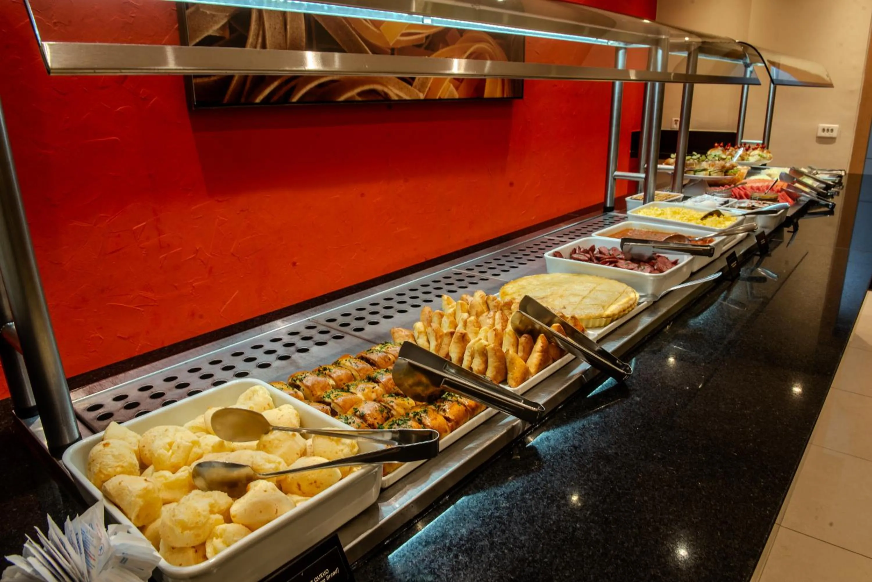 Buffet breakfast in Hotel Centro Europeu