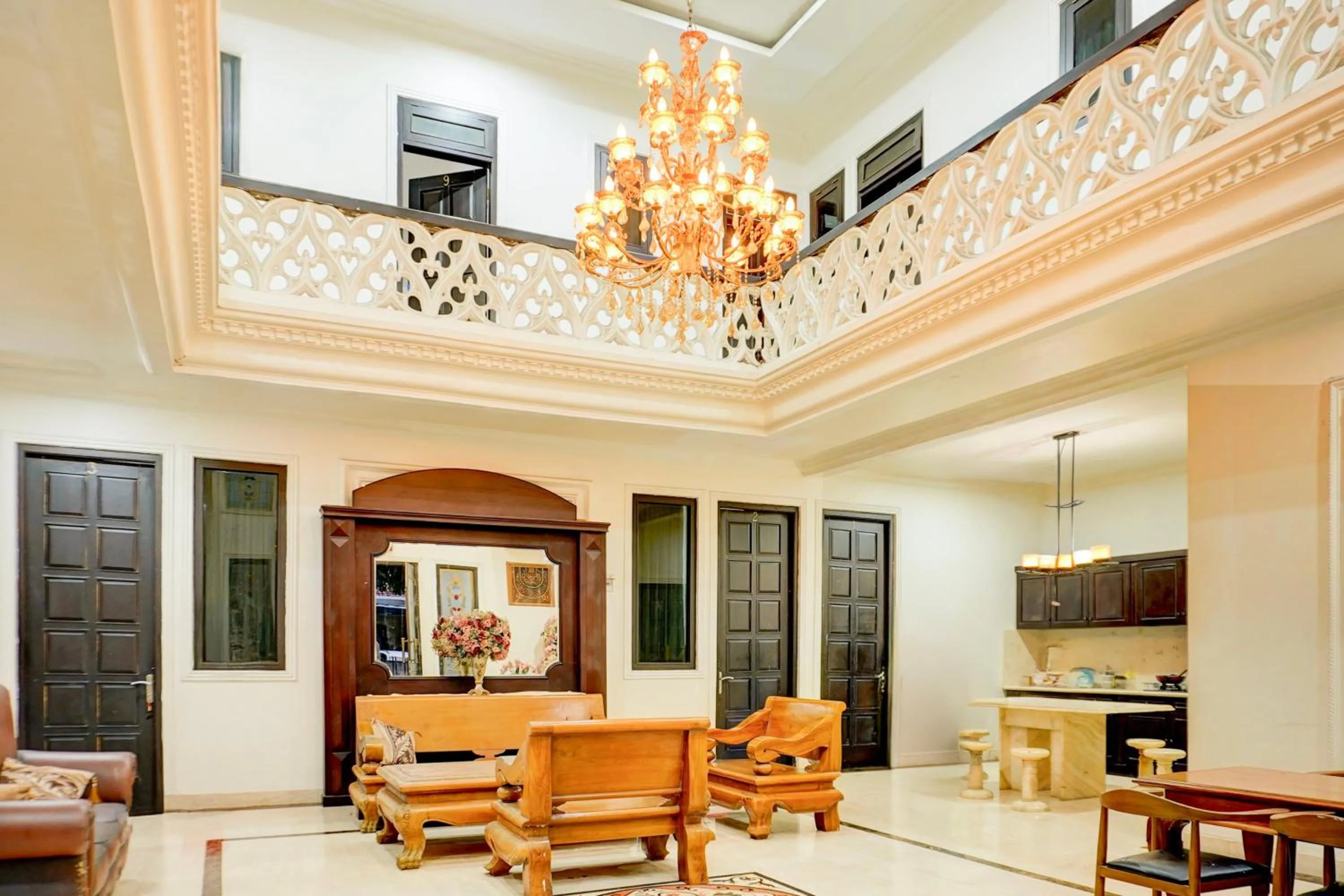 Lobby or reception in Hotel O Stasiun Cirebon Kejaksan Near Alun Alun Cirebon Formerly Family Homestay
