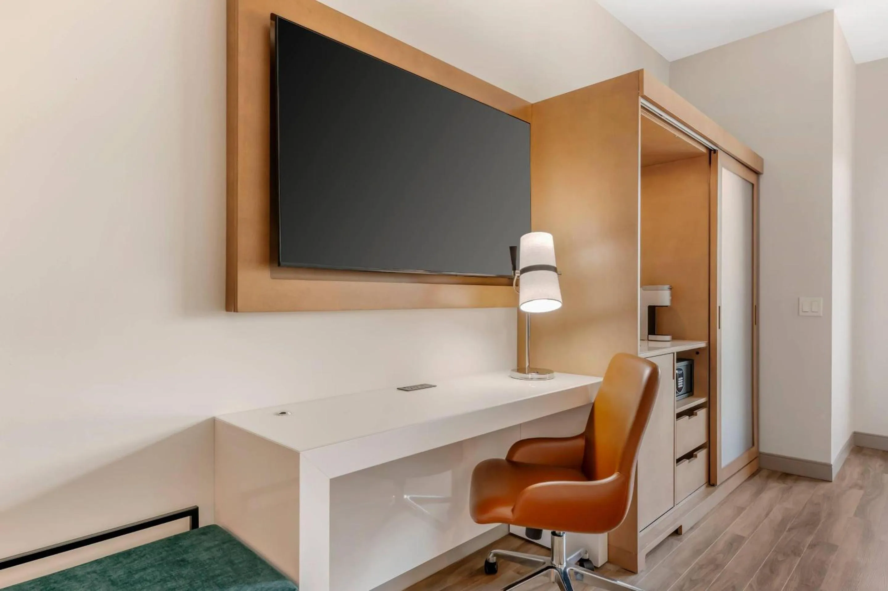 Bedroom in Cambria Hotel Tampa-Brandon