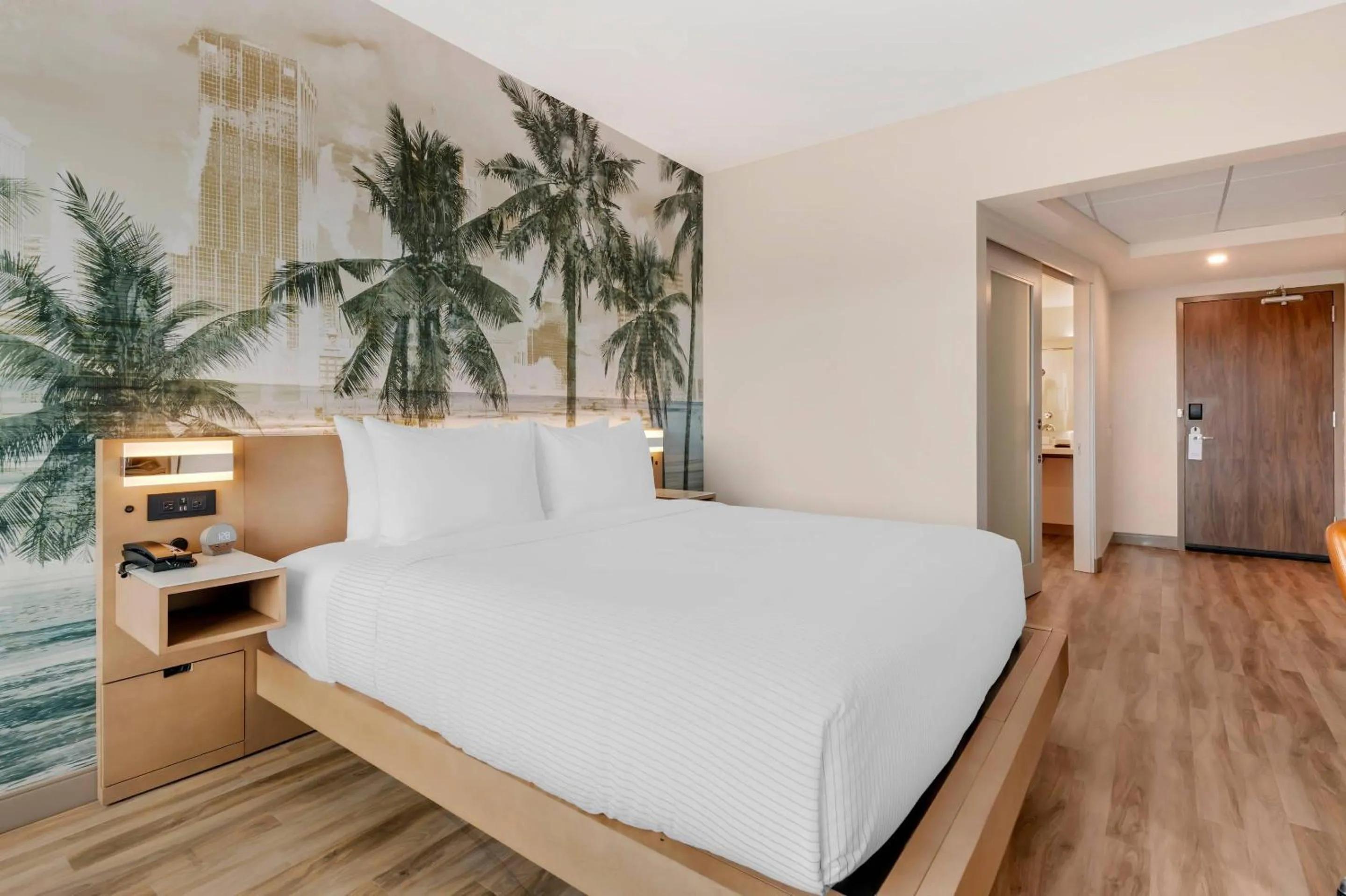 Bedroom, Bed in Cambria Hotel Tampa-Brandon