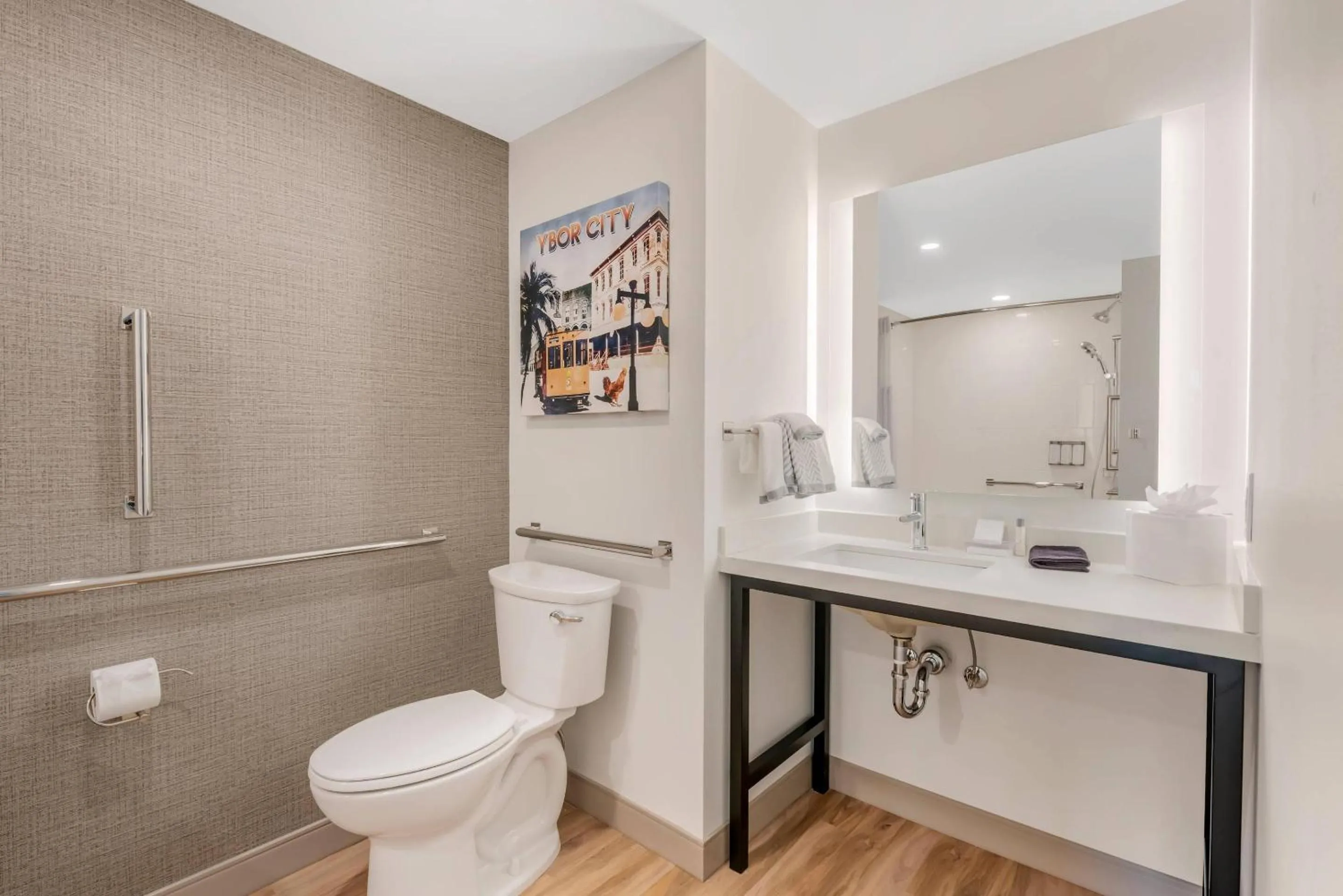 Bedroom in Cambria Hotel Tampa-Brandon