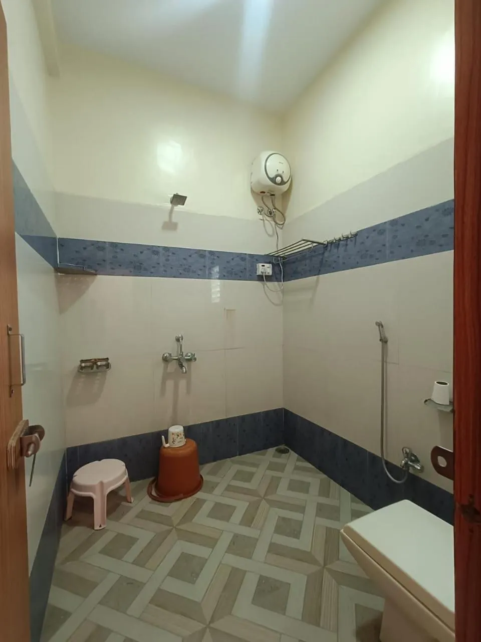 Shower in Ellora Heritage Resort