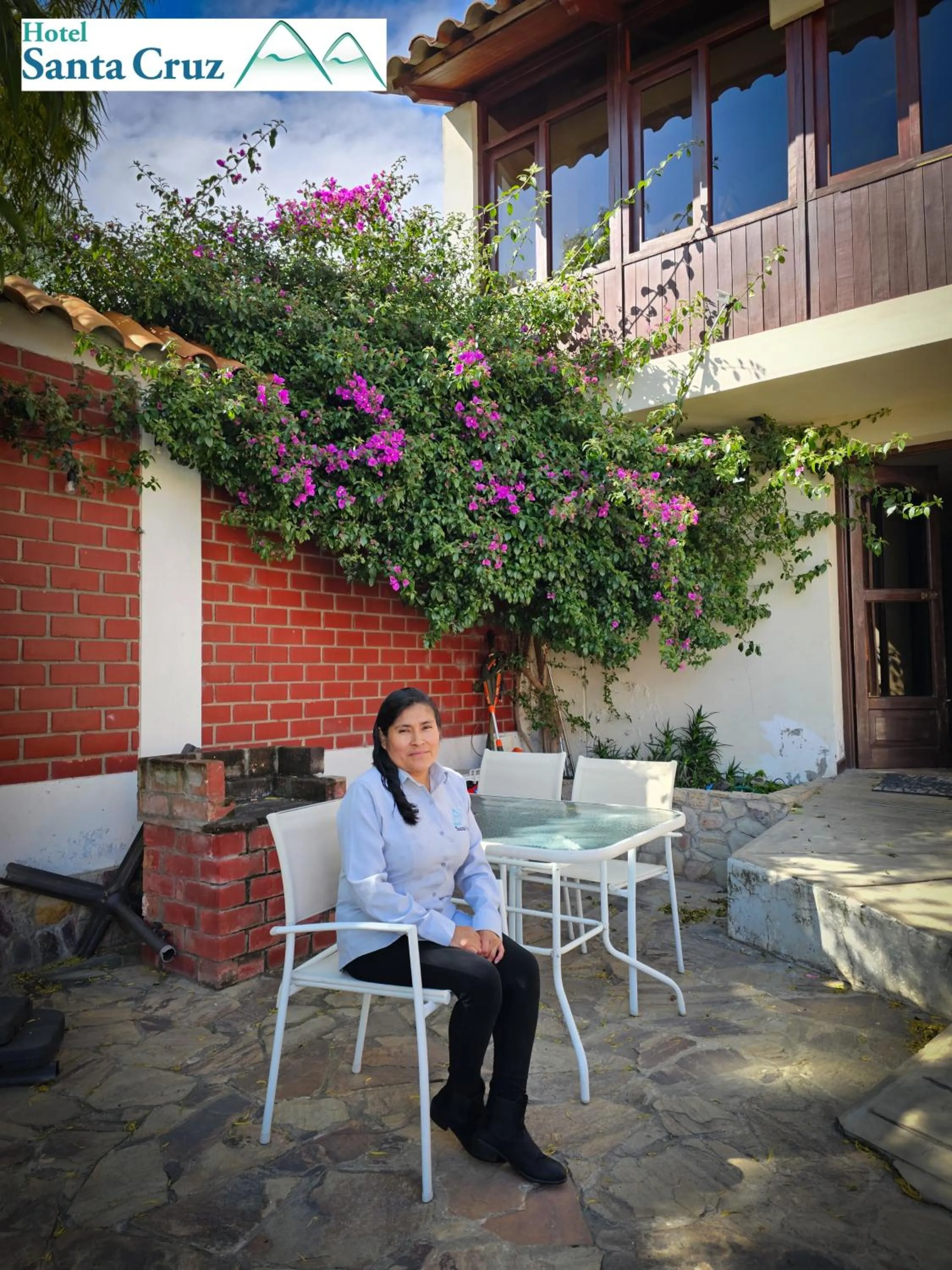 Staff in Hotel Santa Cruz