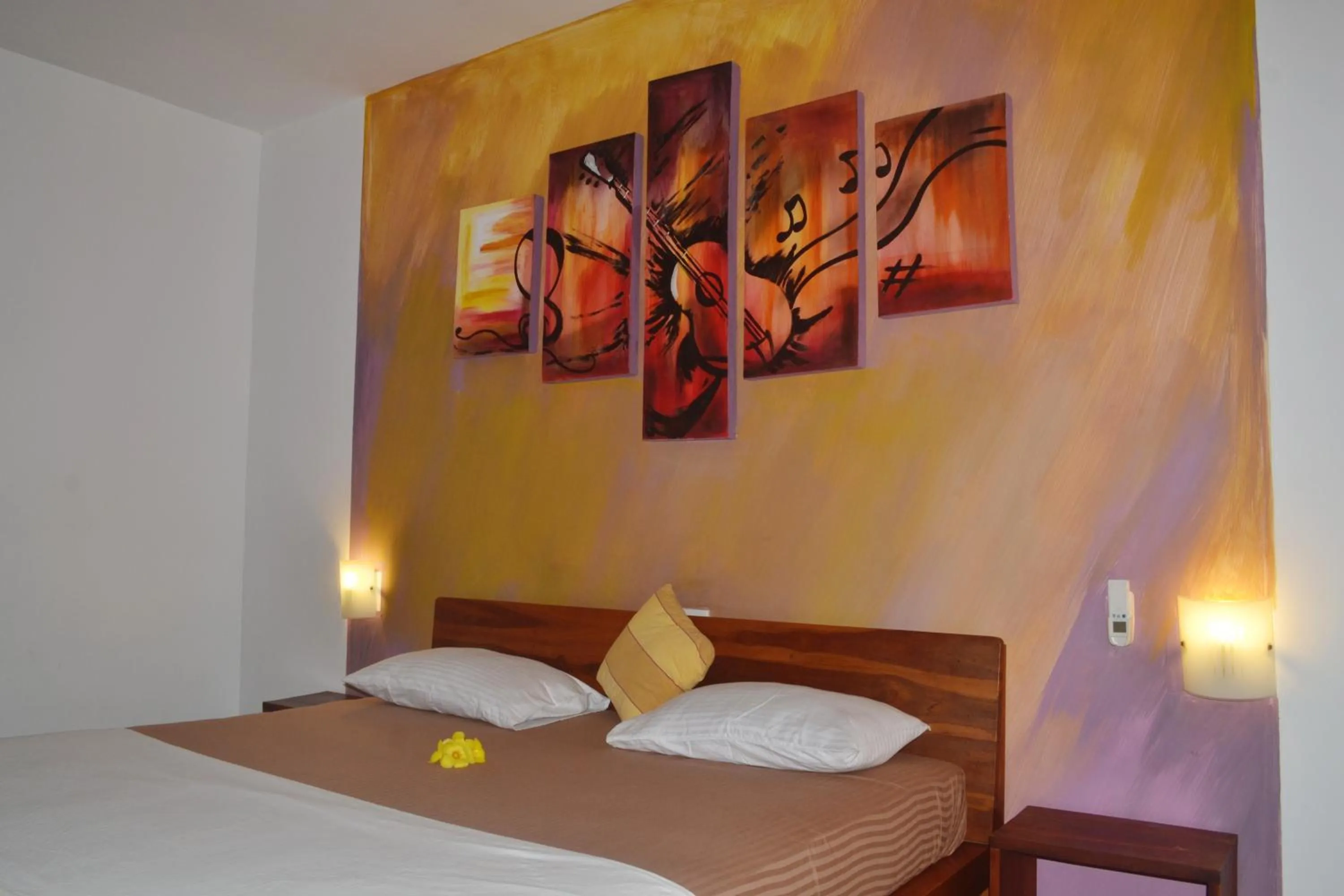 Property building, Bed in Surf Lanka Hotel