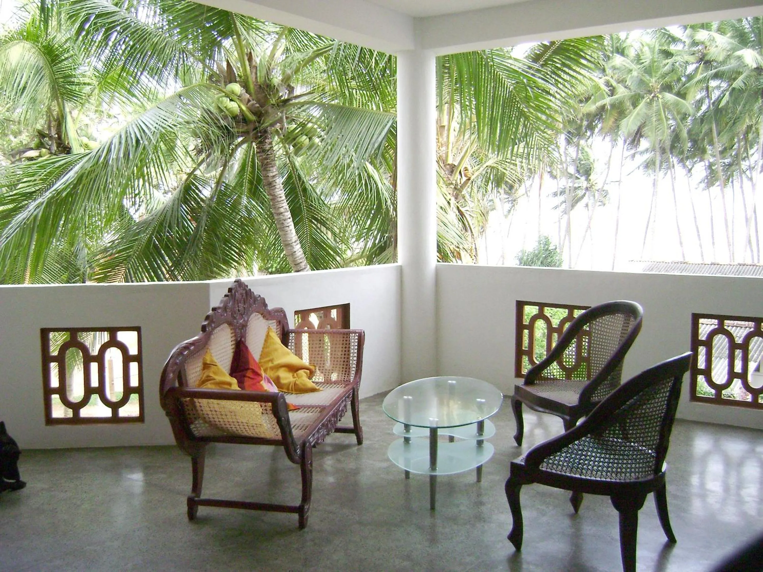 Beach in Surf Lanka Hotel