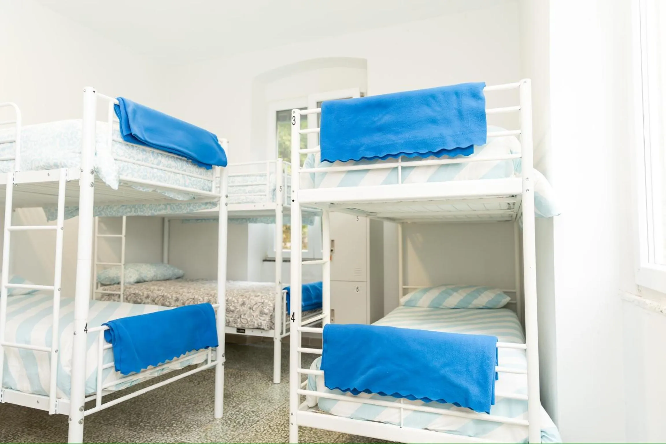 Bedroom, Bed in Hostel Bosmi Bed&Language Liguria