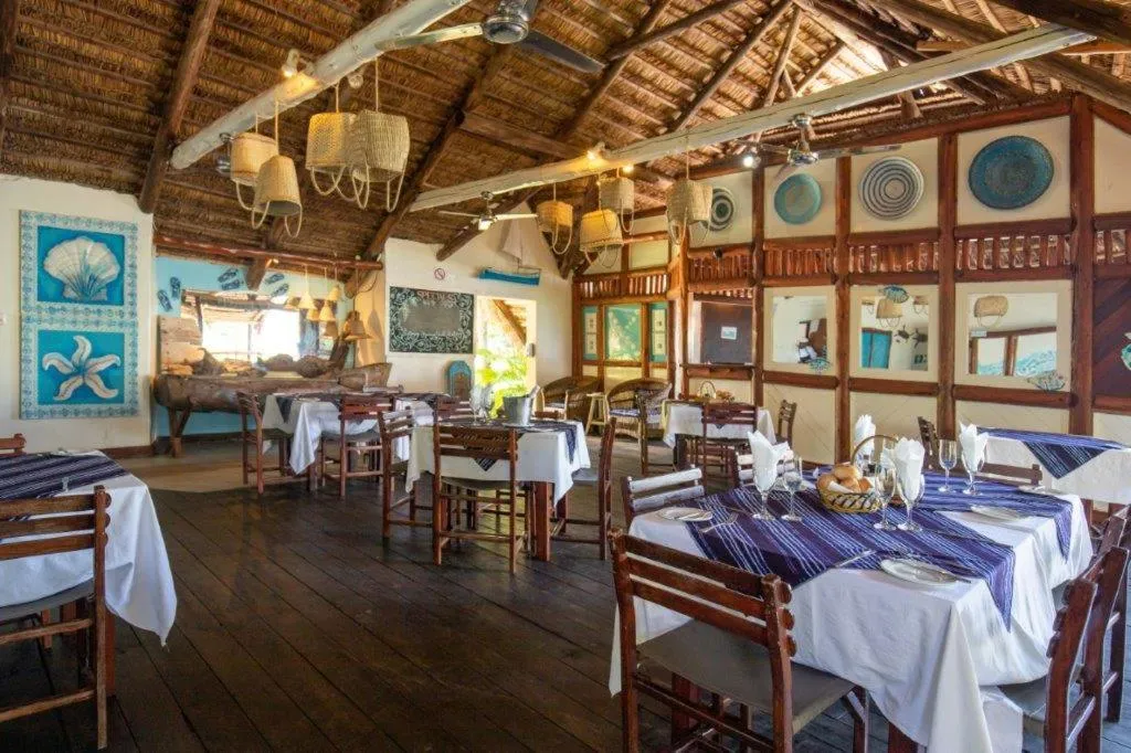 Restaurant/places to eat in Archipelago Resort