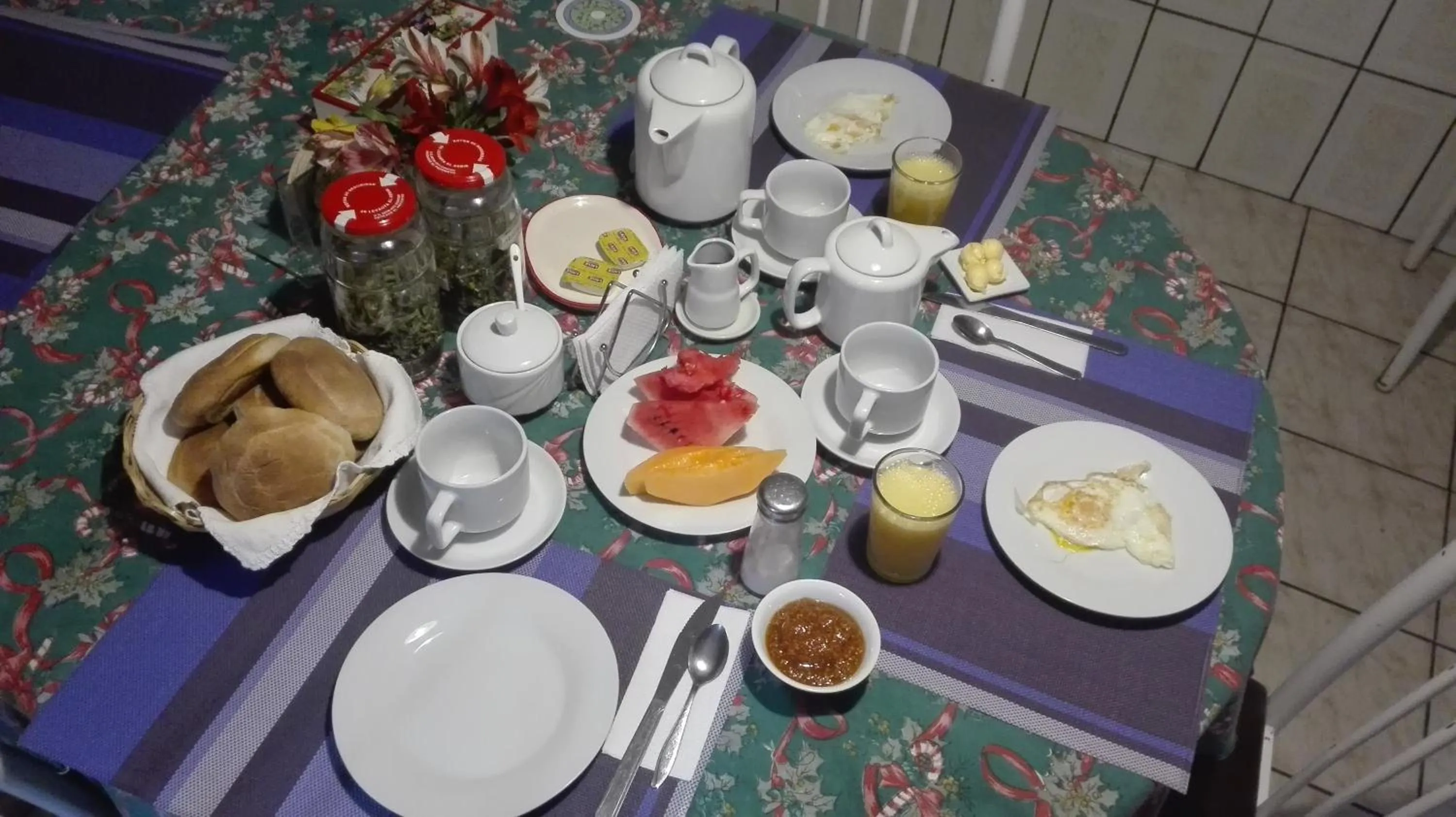 American breakfast in Alojamiento Soledad