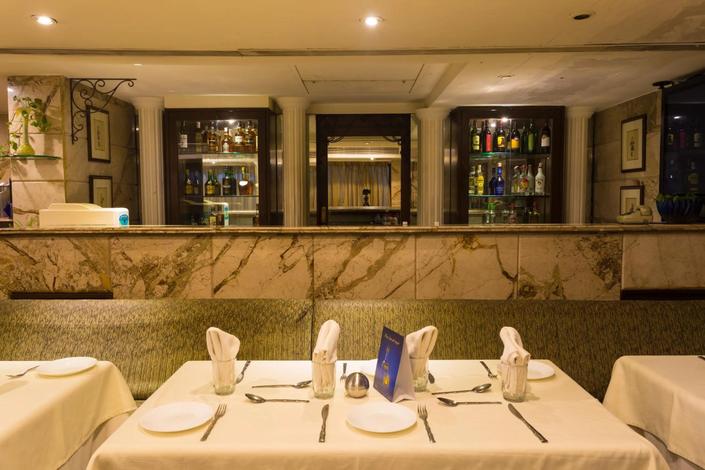 Restaurant/places to eat in Ginger Thane