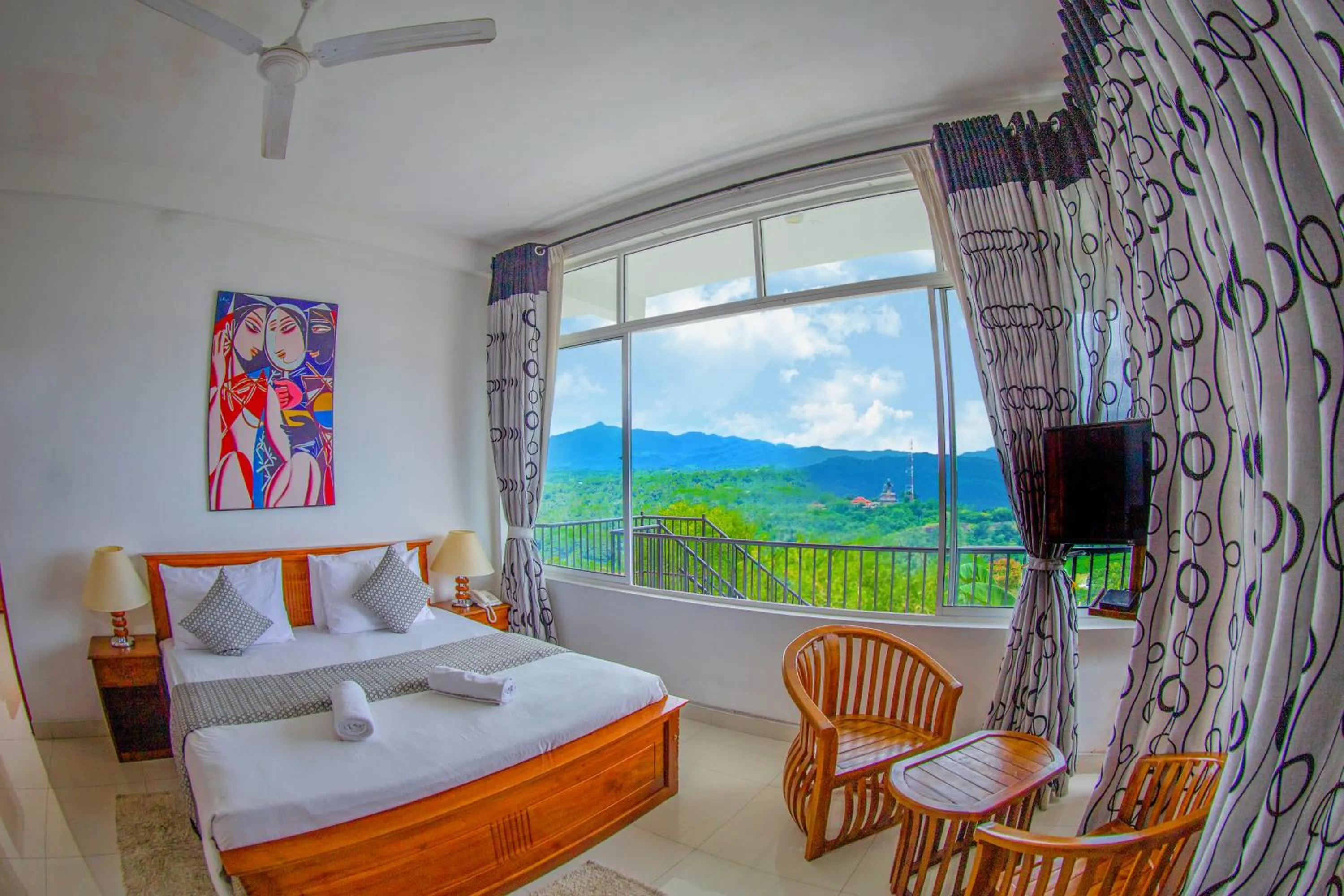 Romance Hills Hotel