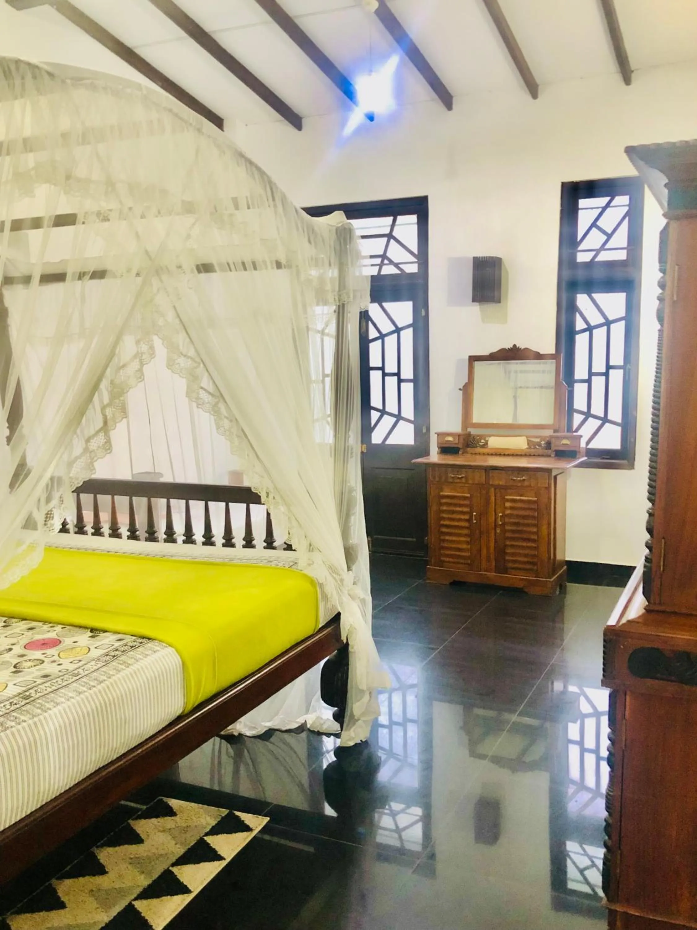 Photo of the whole room, Bed in Saman Resort Yala