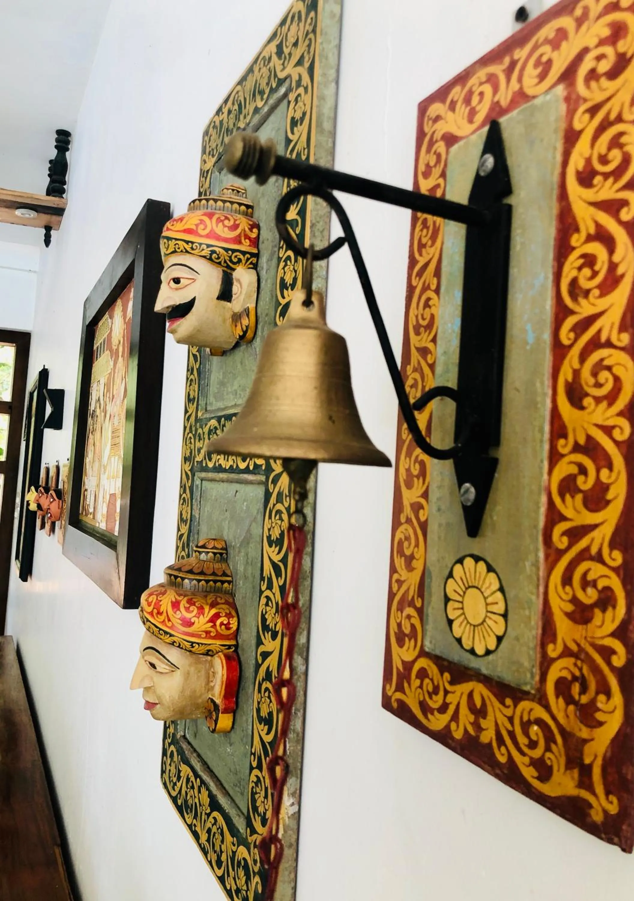 Decorative detail in Saman Resort Yala