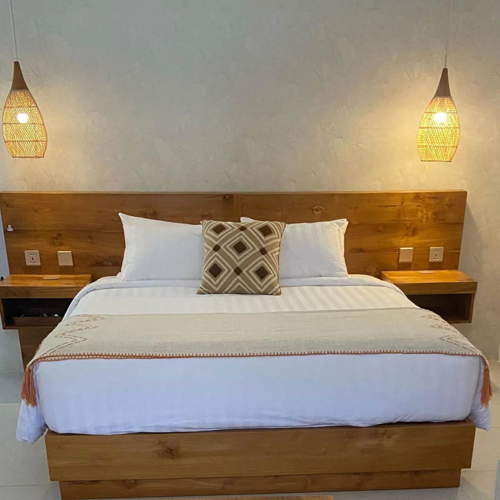 Bed in Santai Suites Nusa Dua-Adults Only