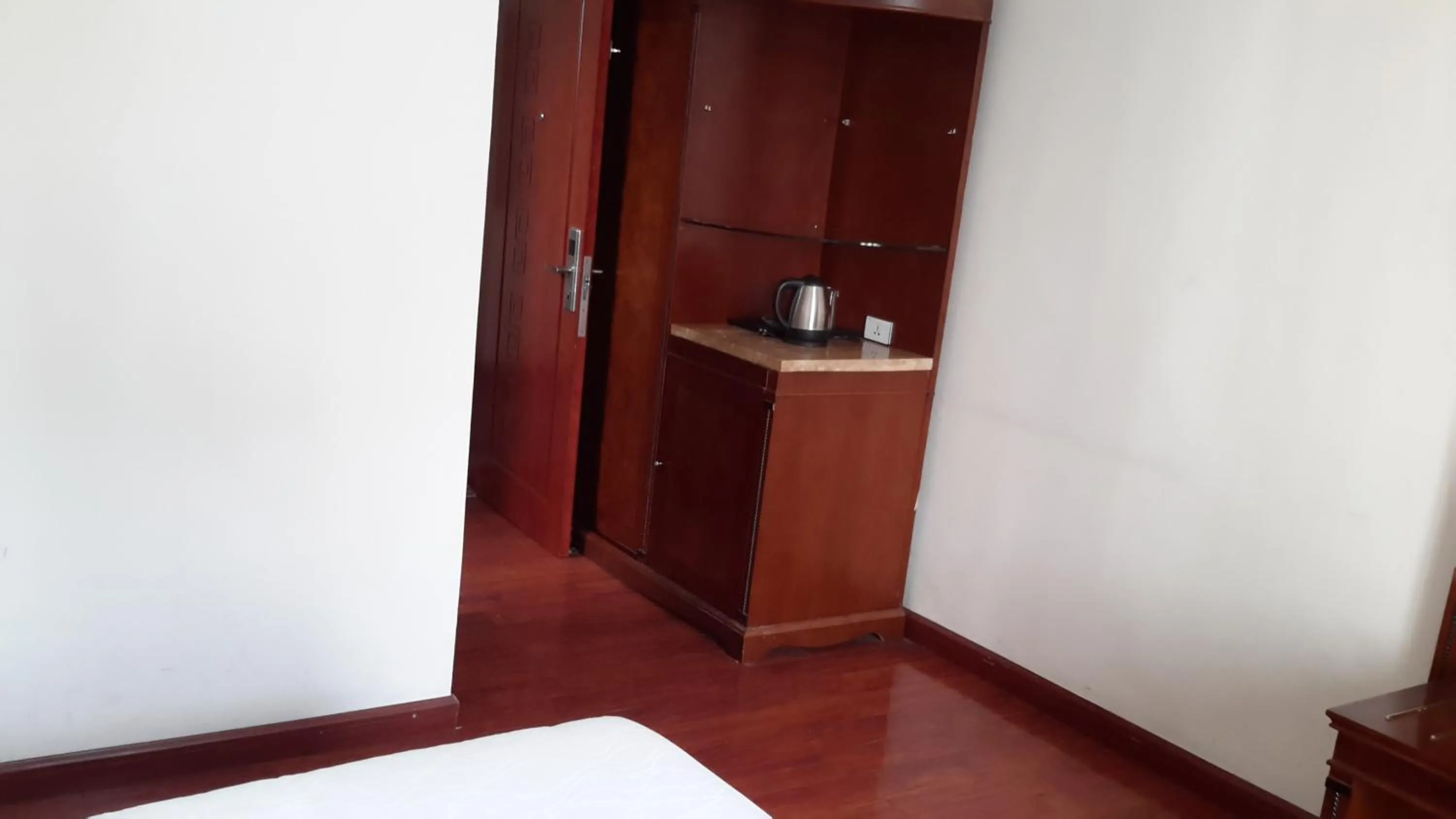 Bed in FT Hotel
