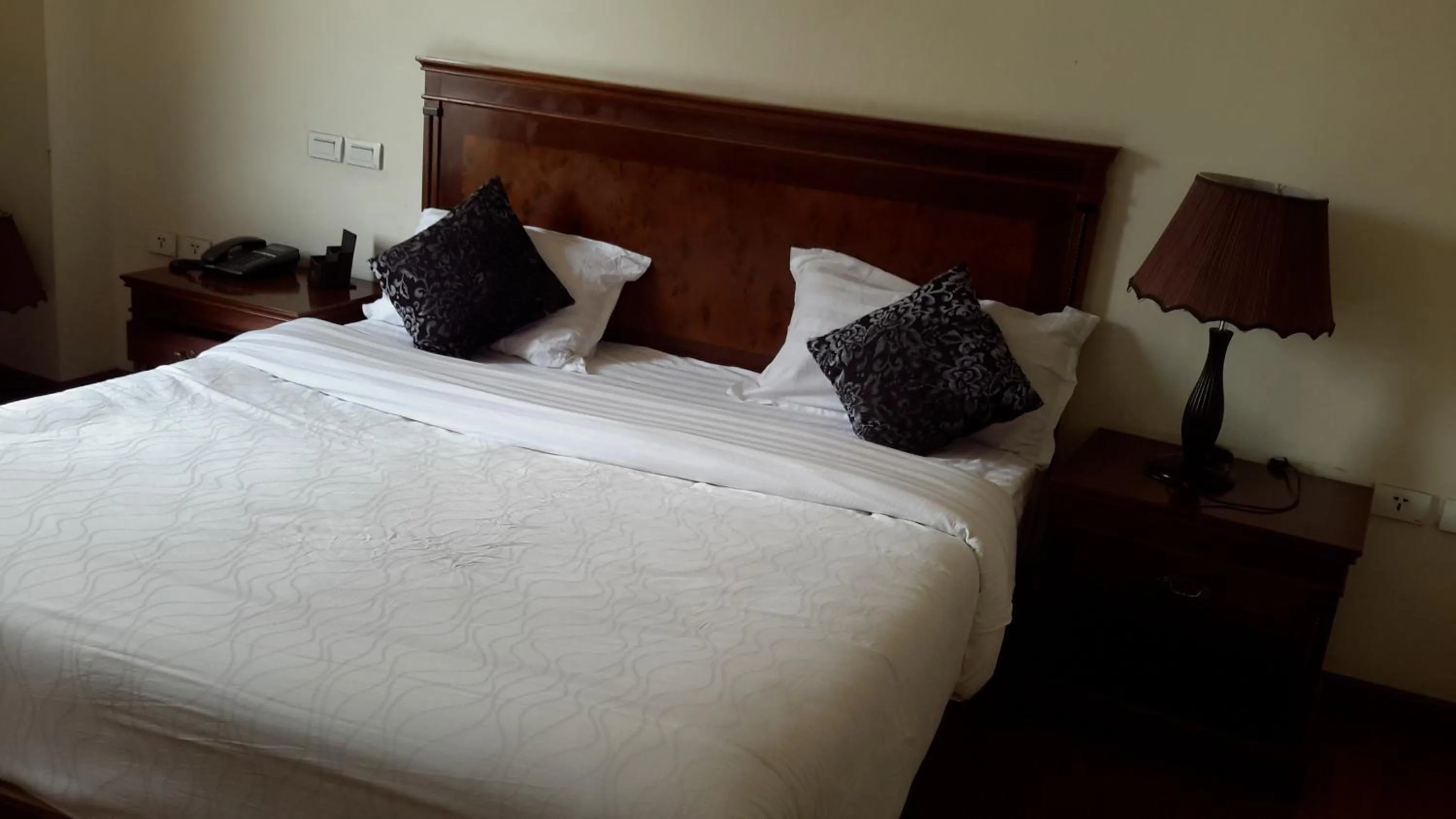 Bed in FT Hotel