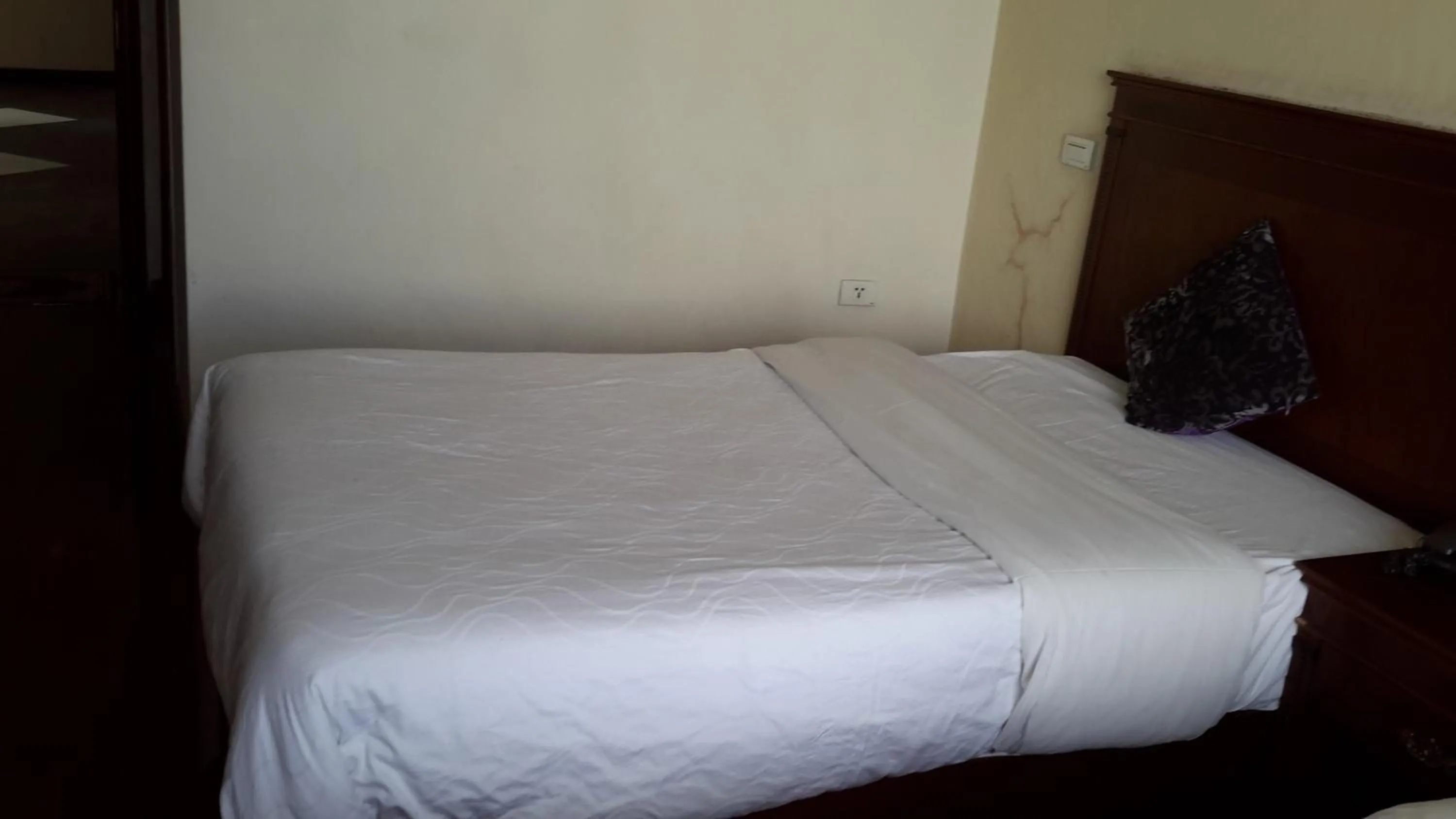 Bed in FT Hotel