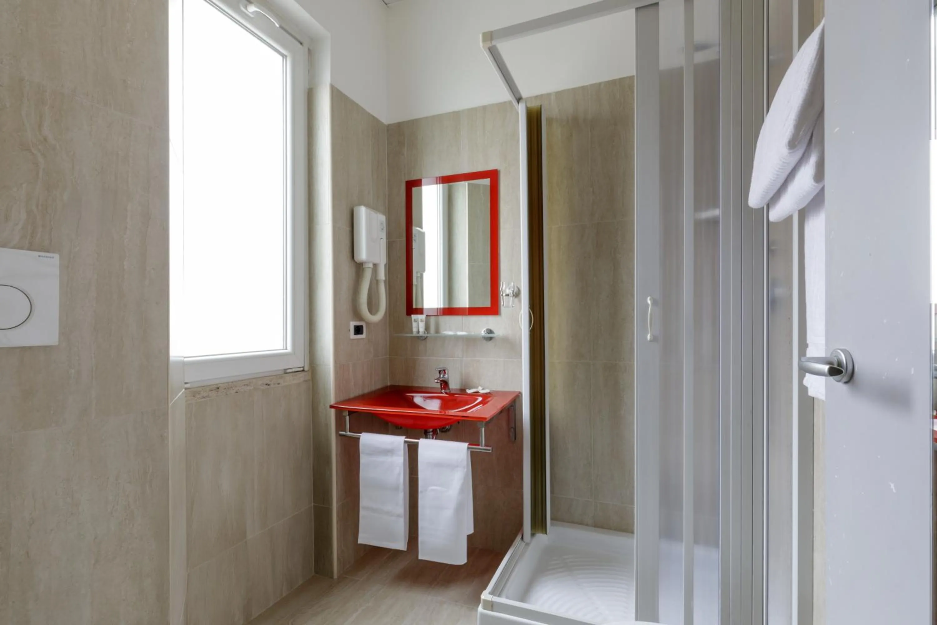 Bathroom in Hotel Marc'Aurelio