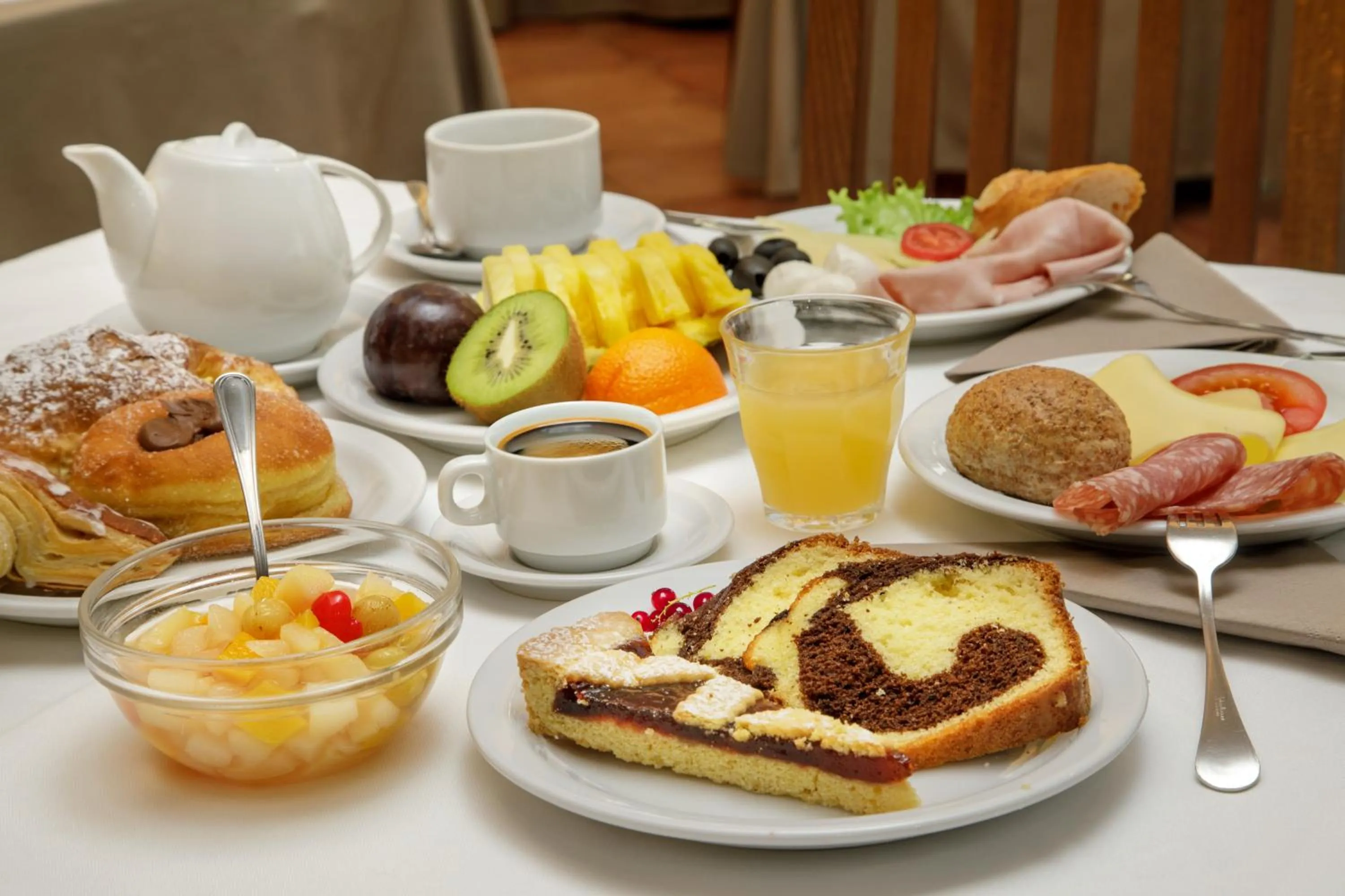 Breakfast in Hotel Marc'Aurelio