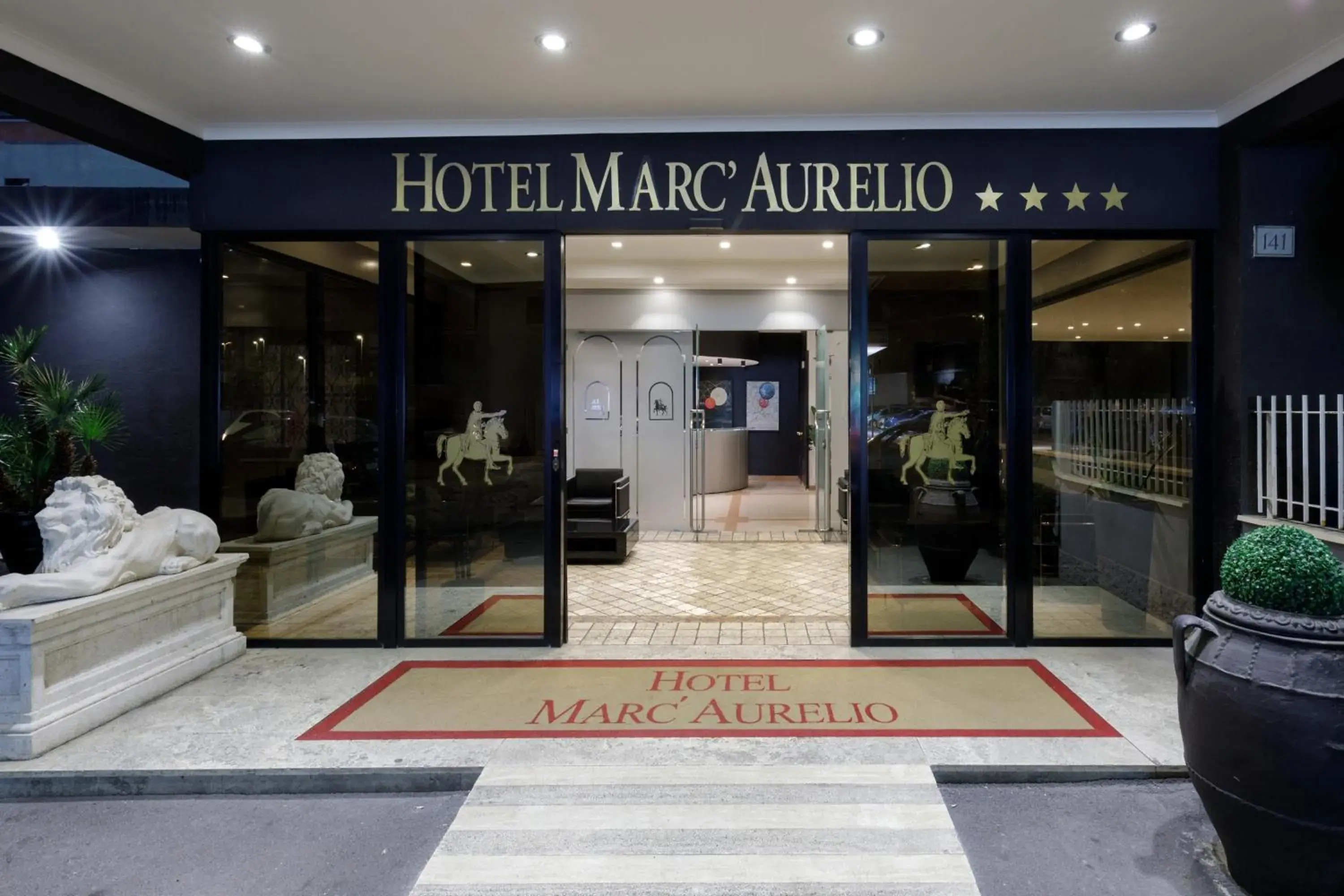 Facade/entrance in Hotel Marc'Aurelio Facade/entrance in Hotel Marc'Aurelio