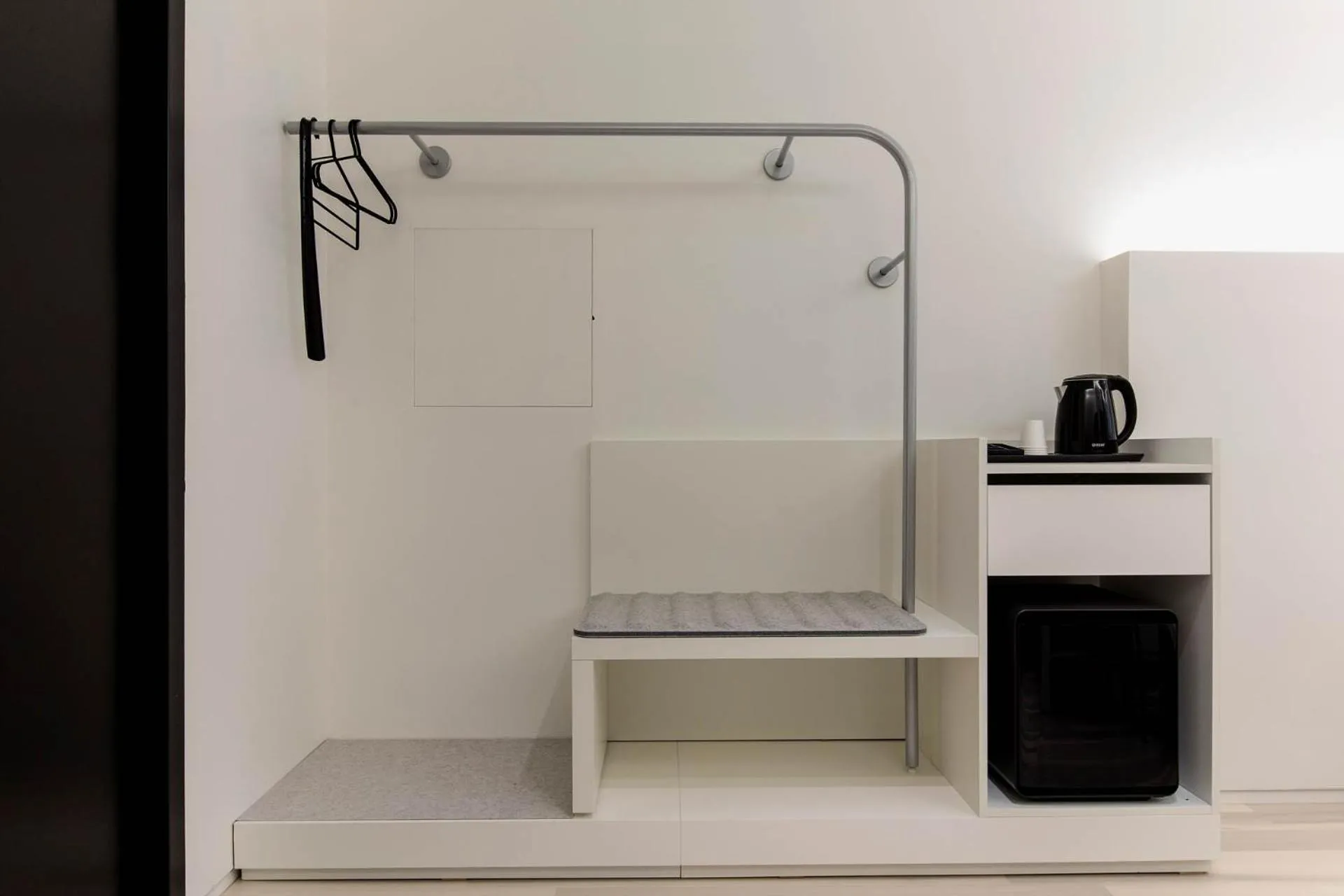 La Scene Hotel