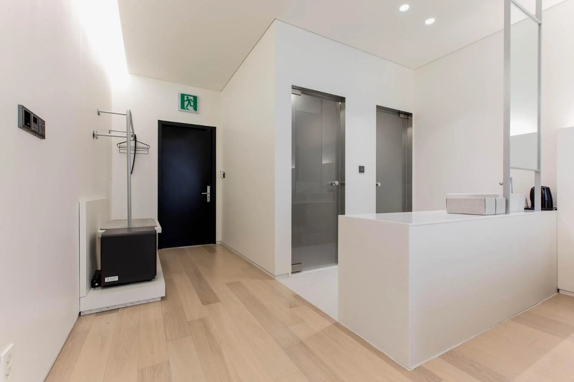 La Scene Hotel