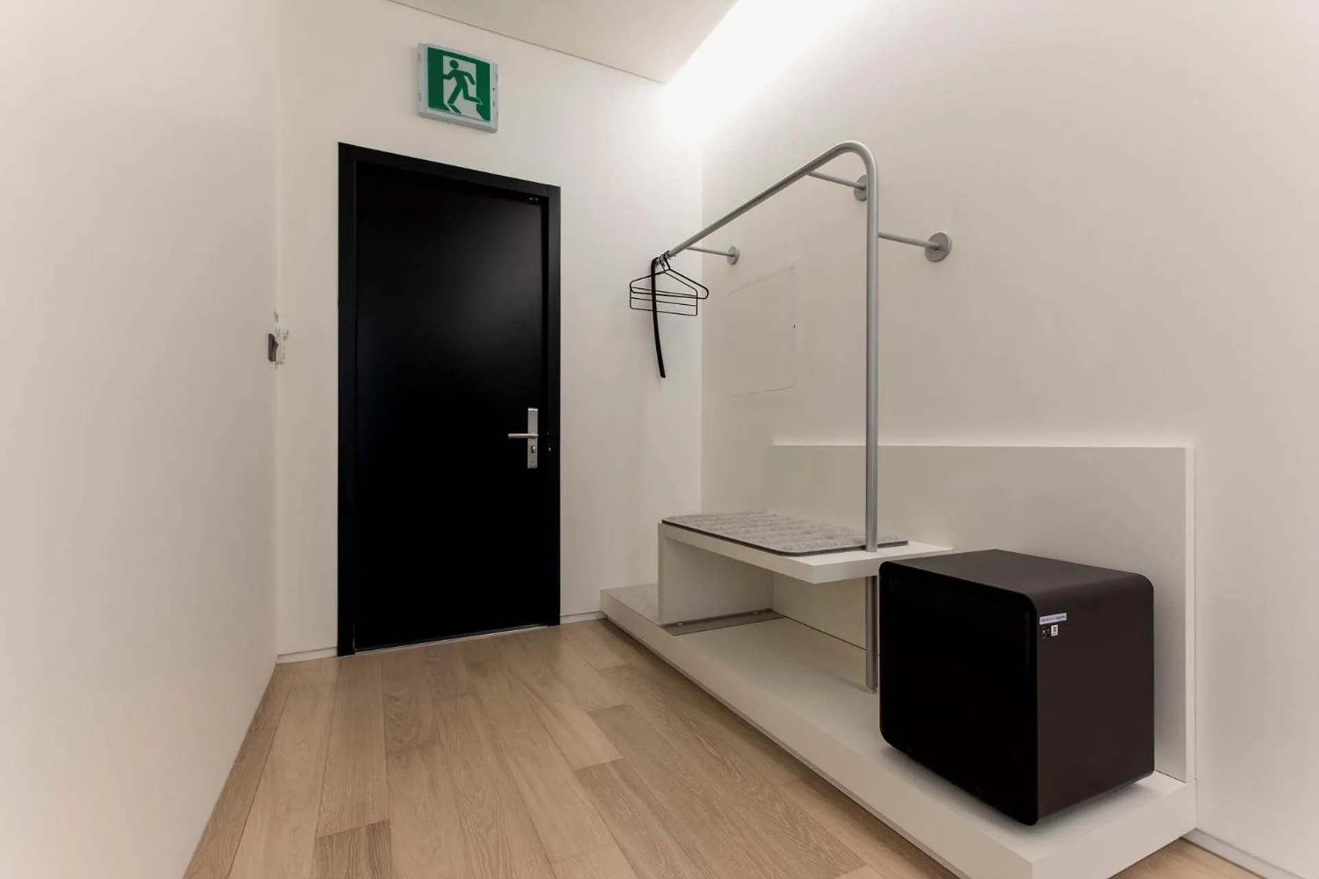 La Scene Hotel