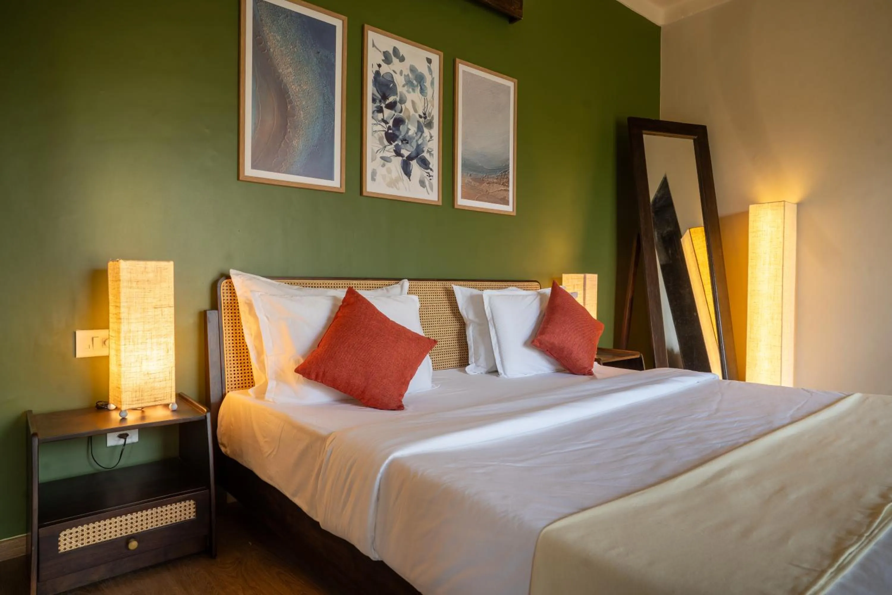 Bedroom, Bed in Kssemya