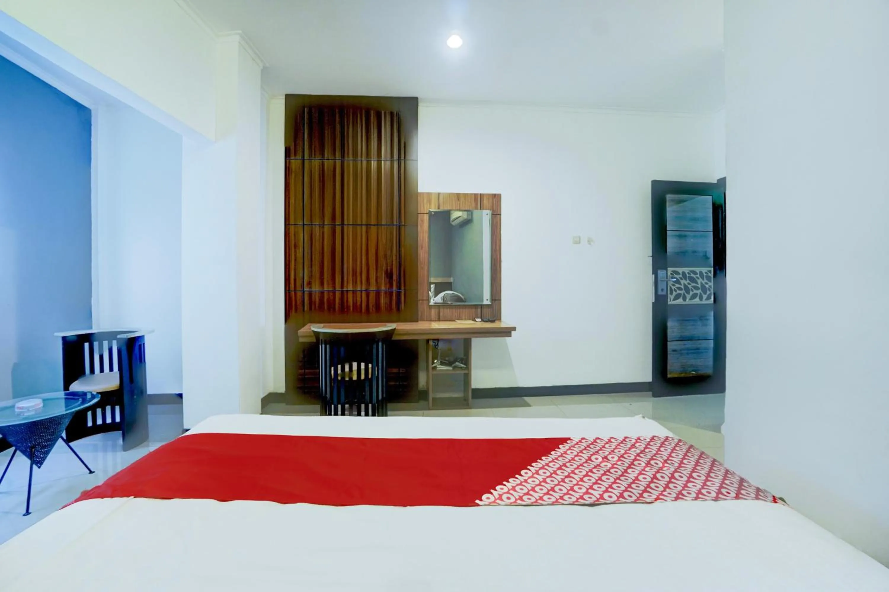 Bedroom, Bed in Hotel O Chinatown Near Ampel Formerly Hotel Novera