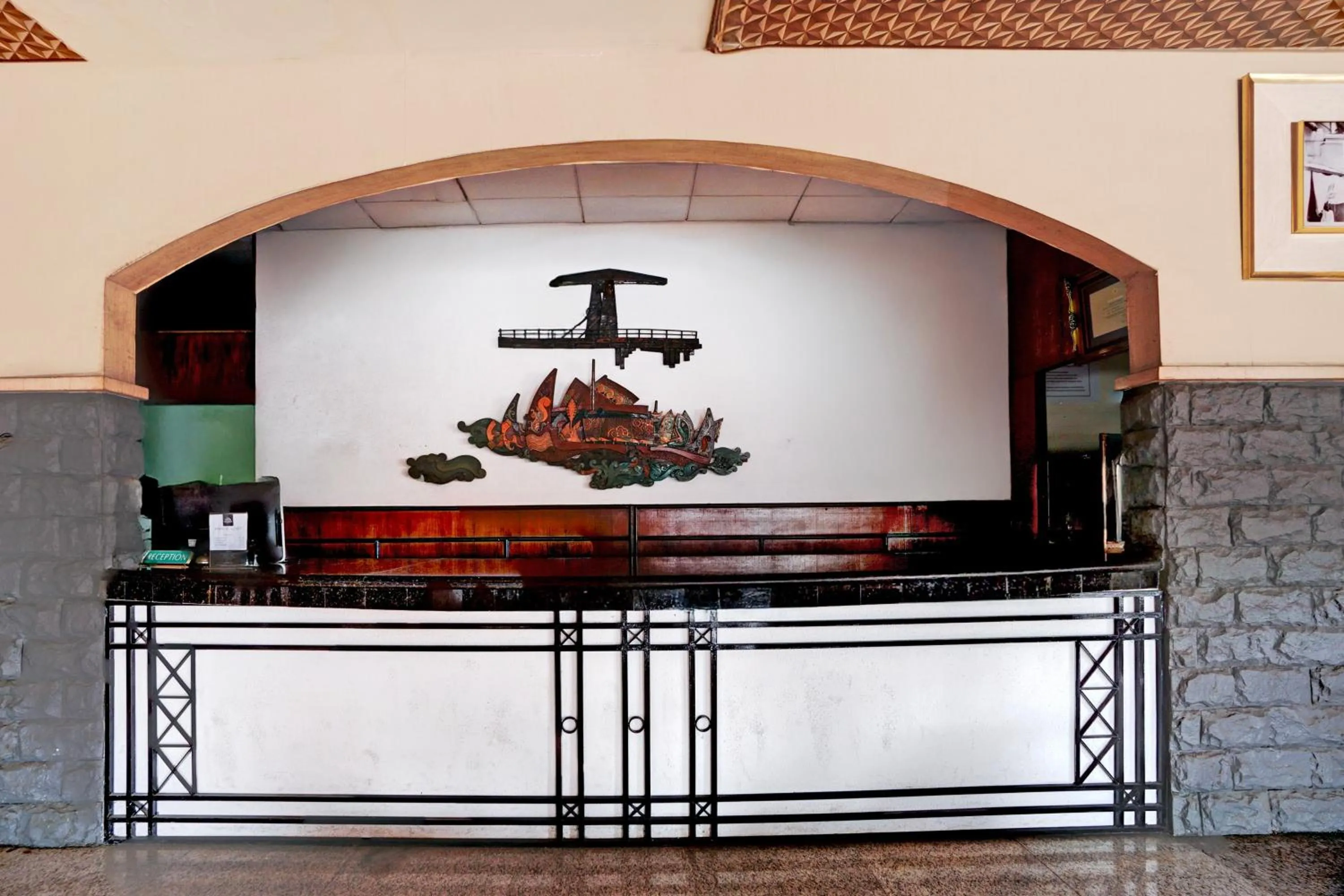 Lobby or reception in Hotel O Chinatown Near Ampel Formerly Hotel Novera