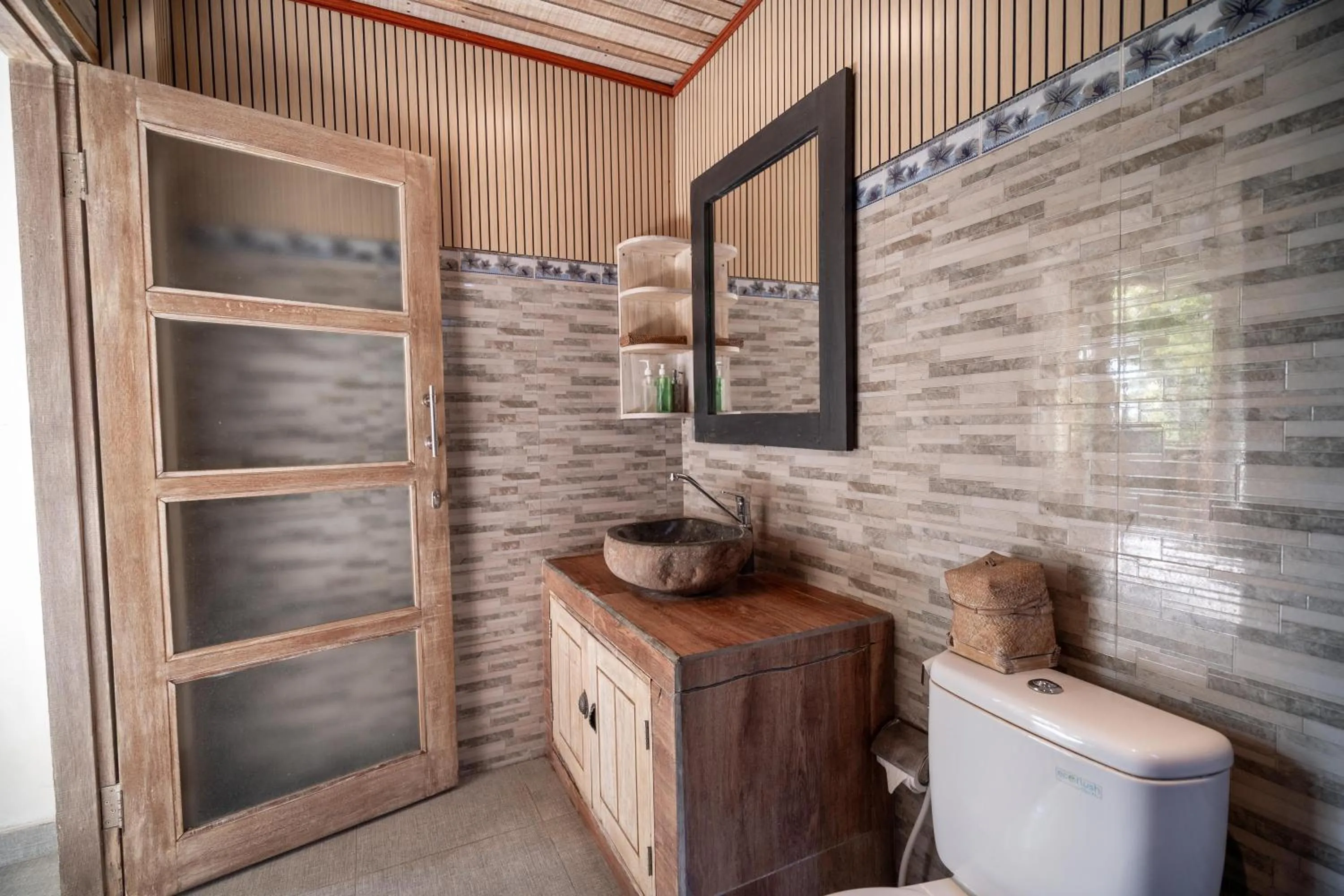 Toilet in Uma Caming Villa Ubud