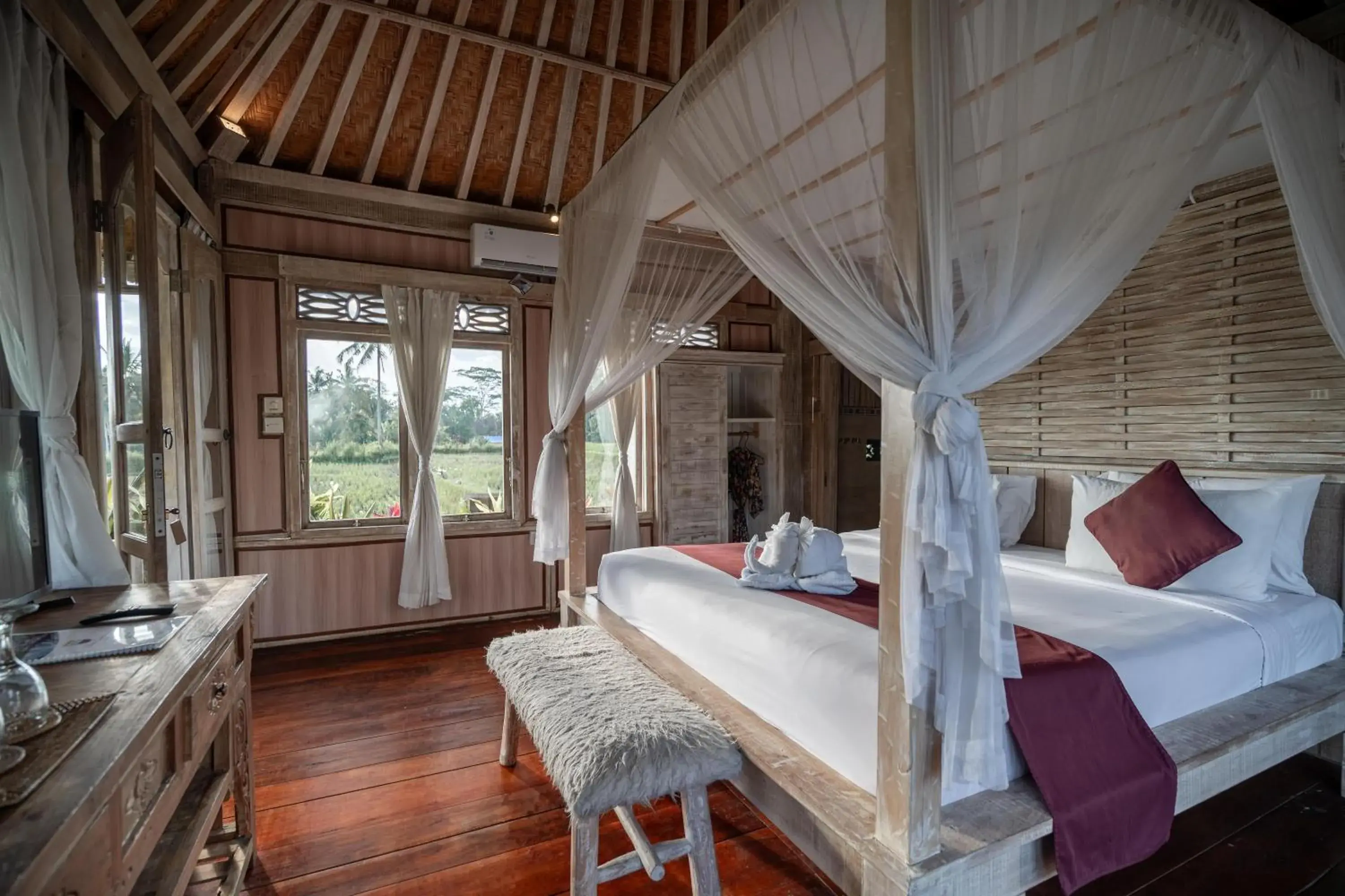 Superior Double Room in Uma Caming Villa Ubud Superior Double Room in Uma Caming Villa Ubud