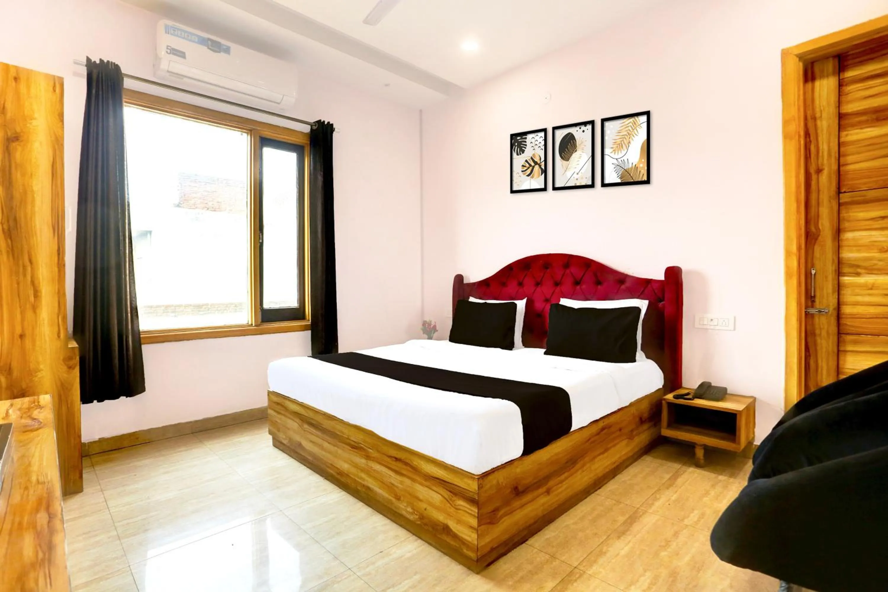 Bedroom, Bed in Hotel O by OYO Alpine Inn