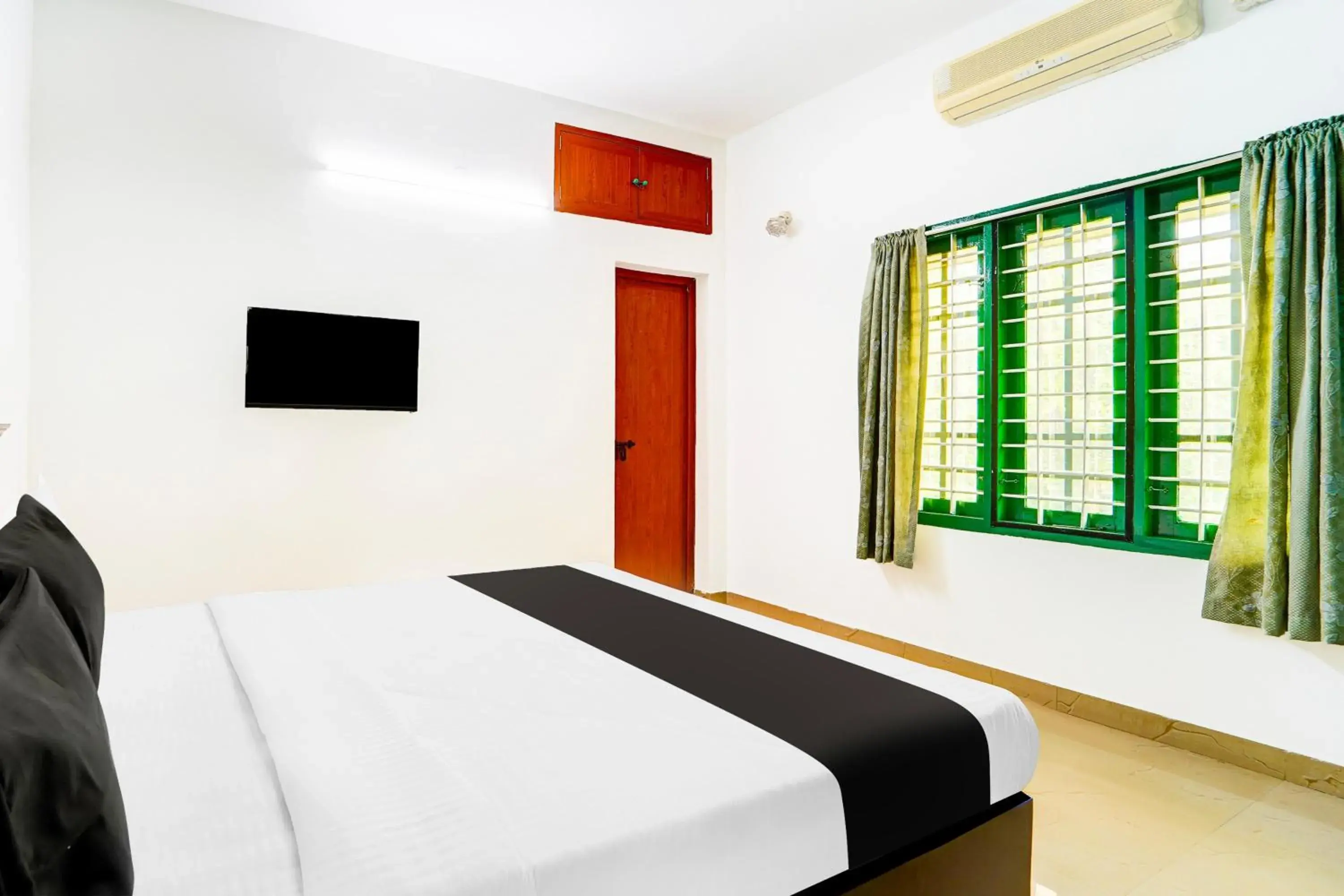 Super Hotel O Vennala Near Palarivattom Super Hotel O Vennala Near Palarivattom