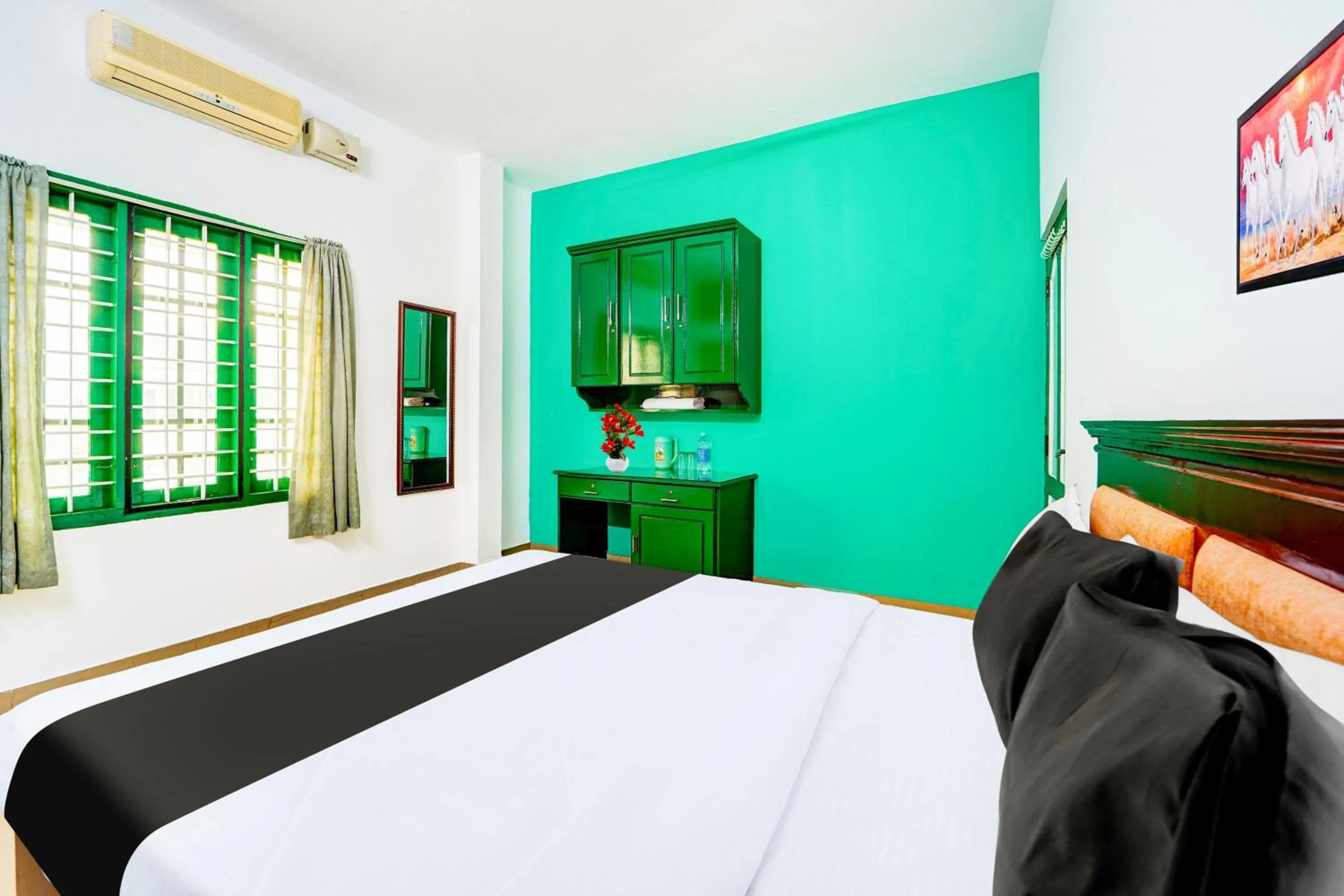 Bedroom, Bed in Hotel O Vennala Near Palarivattom