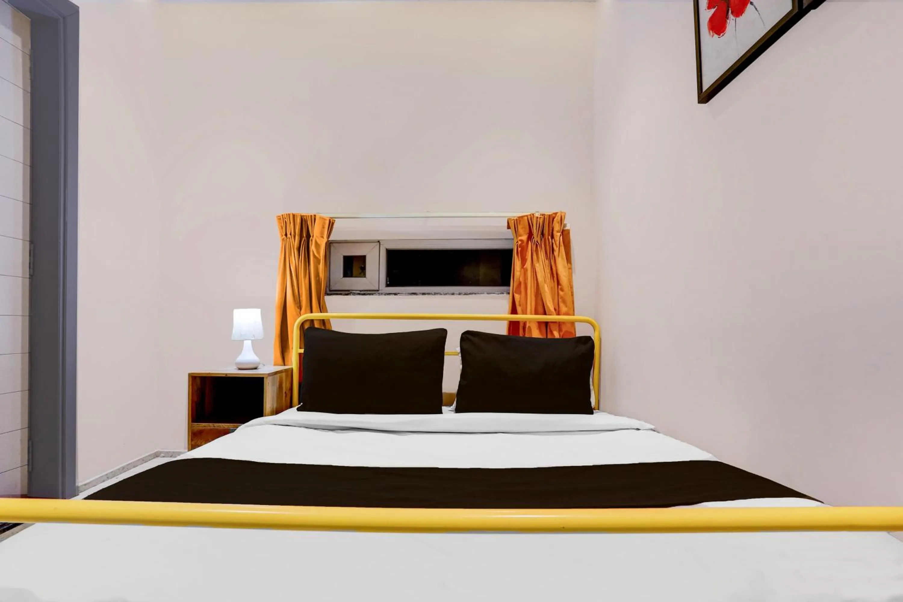 Bedroom, Bed in Super Townhouse Vaishali Nagar Jaipur Formerly Pentagon Boutique Hotel
