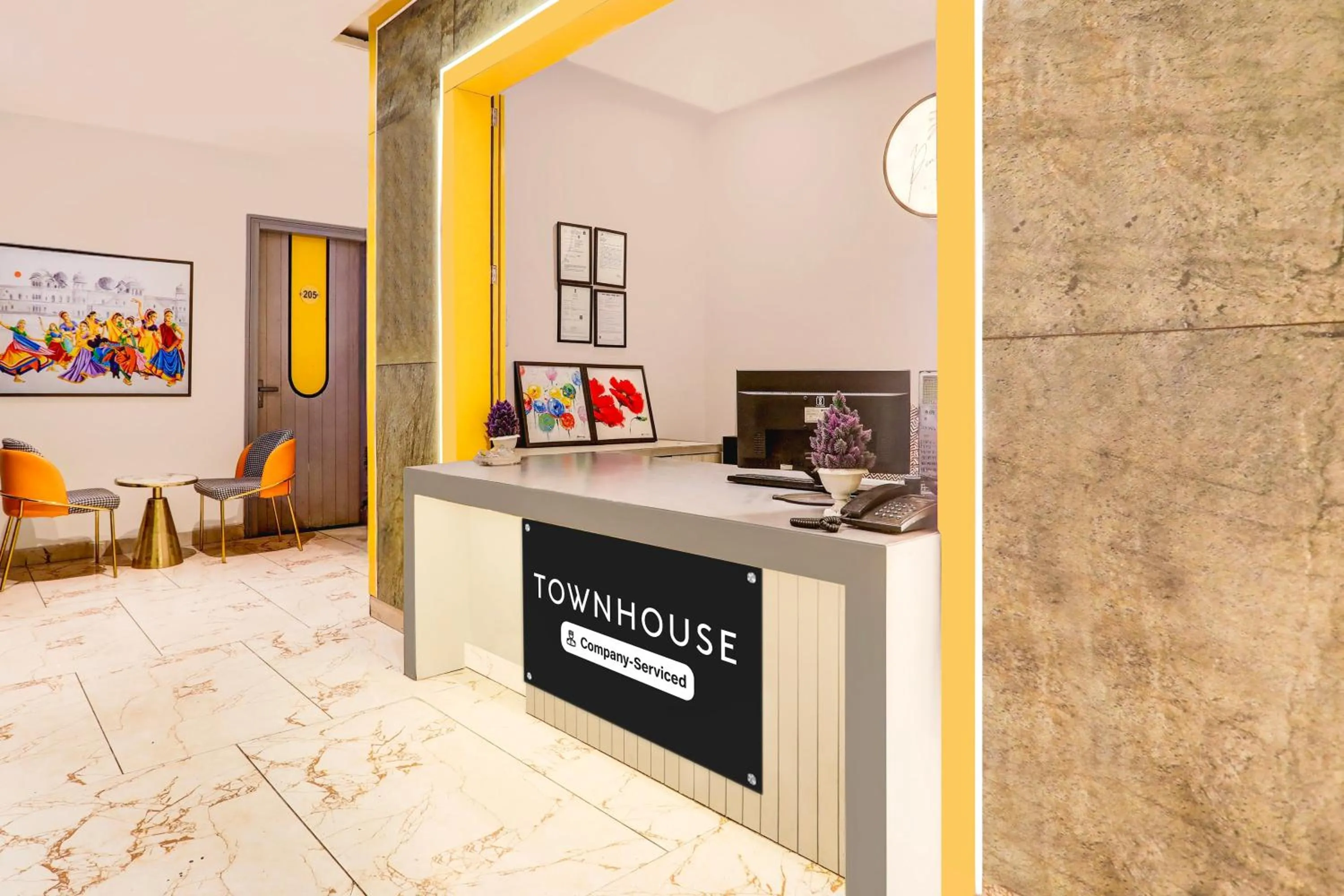 Lobby or reception in Super Townhouse Vaishali Nagar Jaipur Formerly Pentagon Boutique Hotel