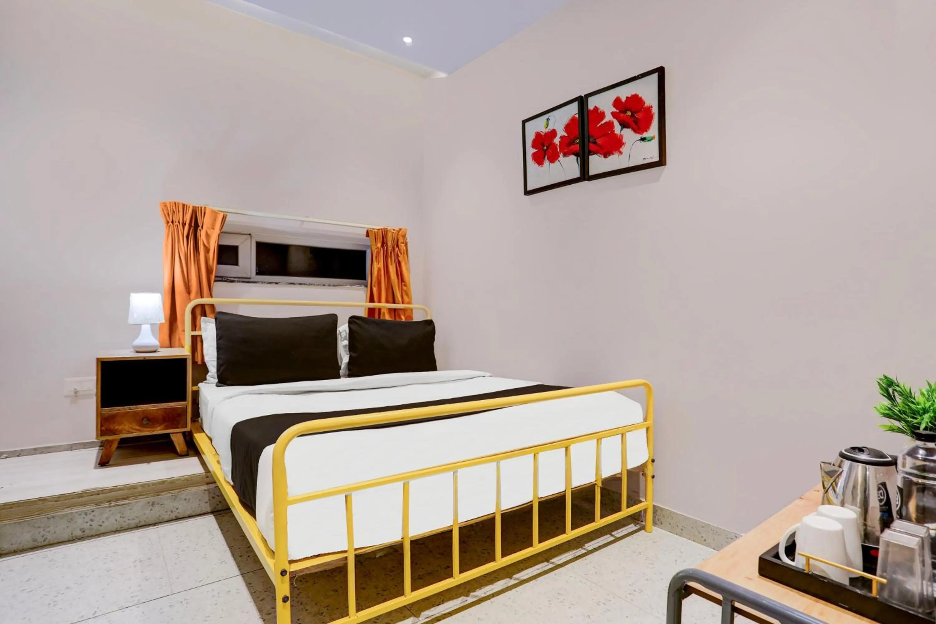 Bedroom, Bed in Super Townhouse Vaishali Nagar Jaipur Formerly Pentagon Boutique Hotel