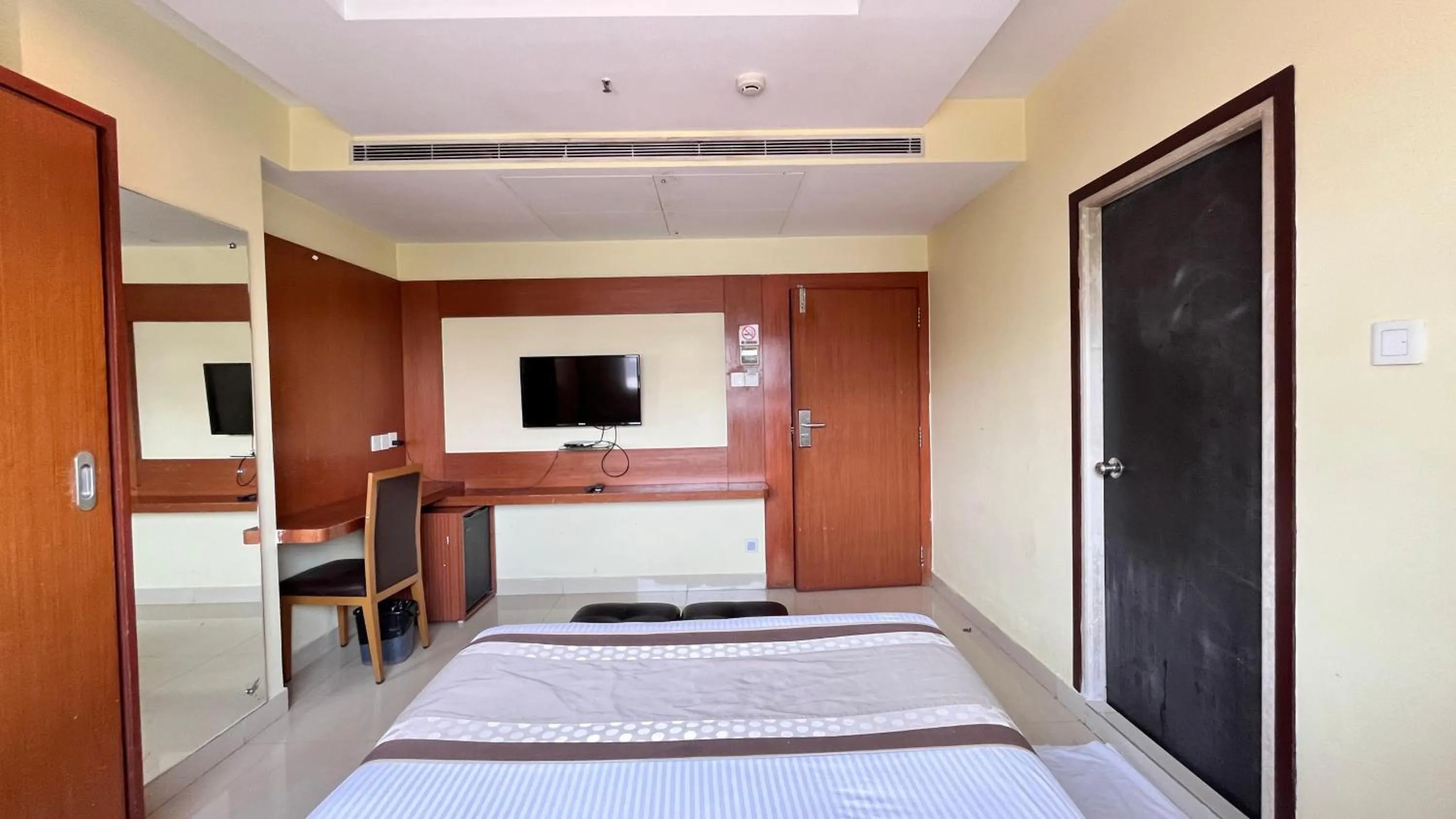 Hotel Diamonds Pearl