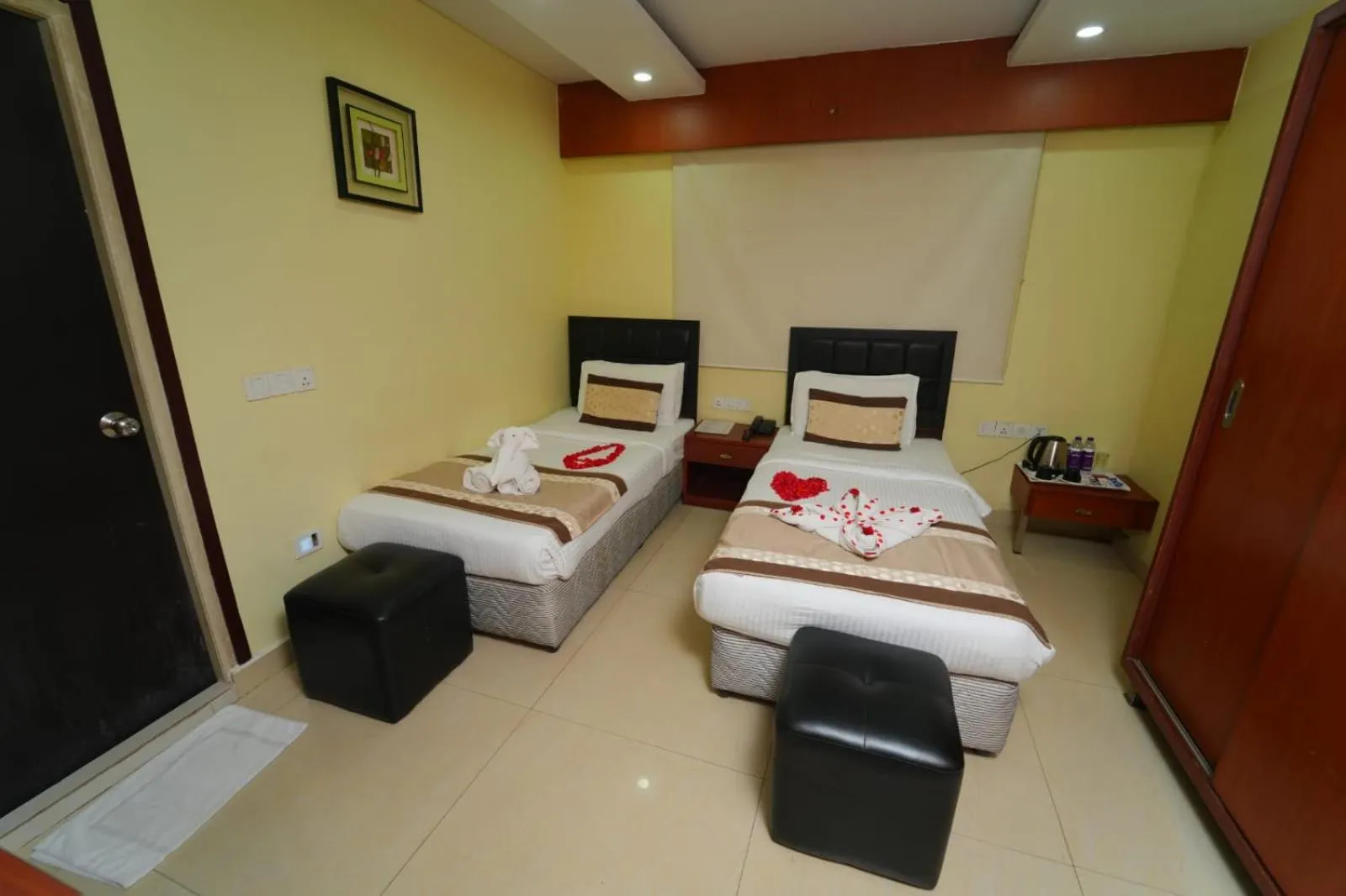 Hotel Diamonds Pearl