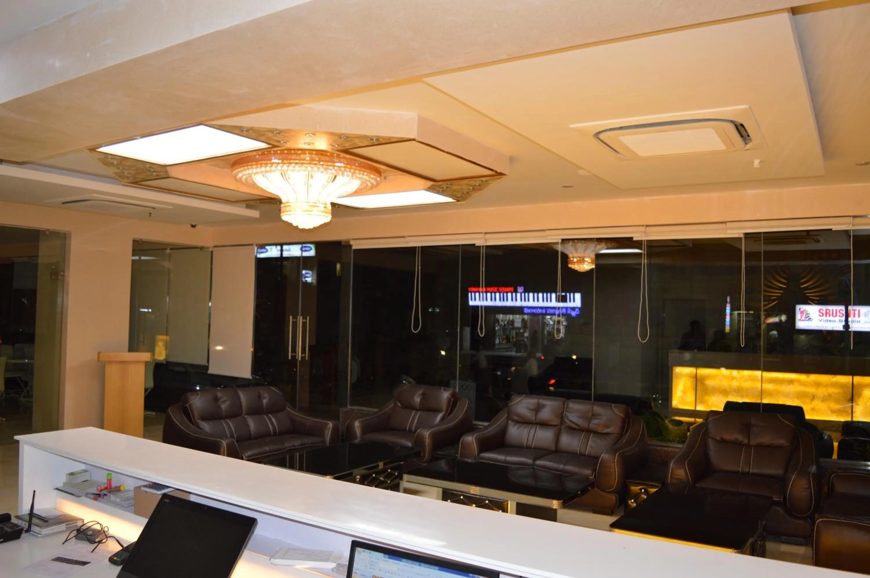 Lobby or reception in Hotel Diamonds Pearl