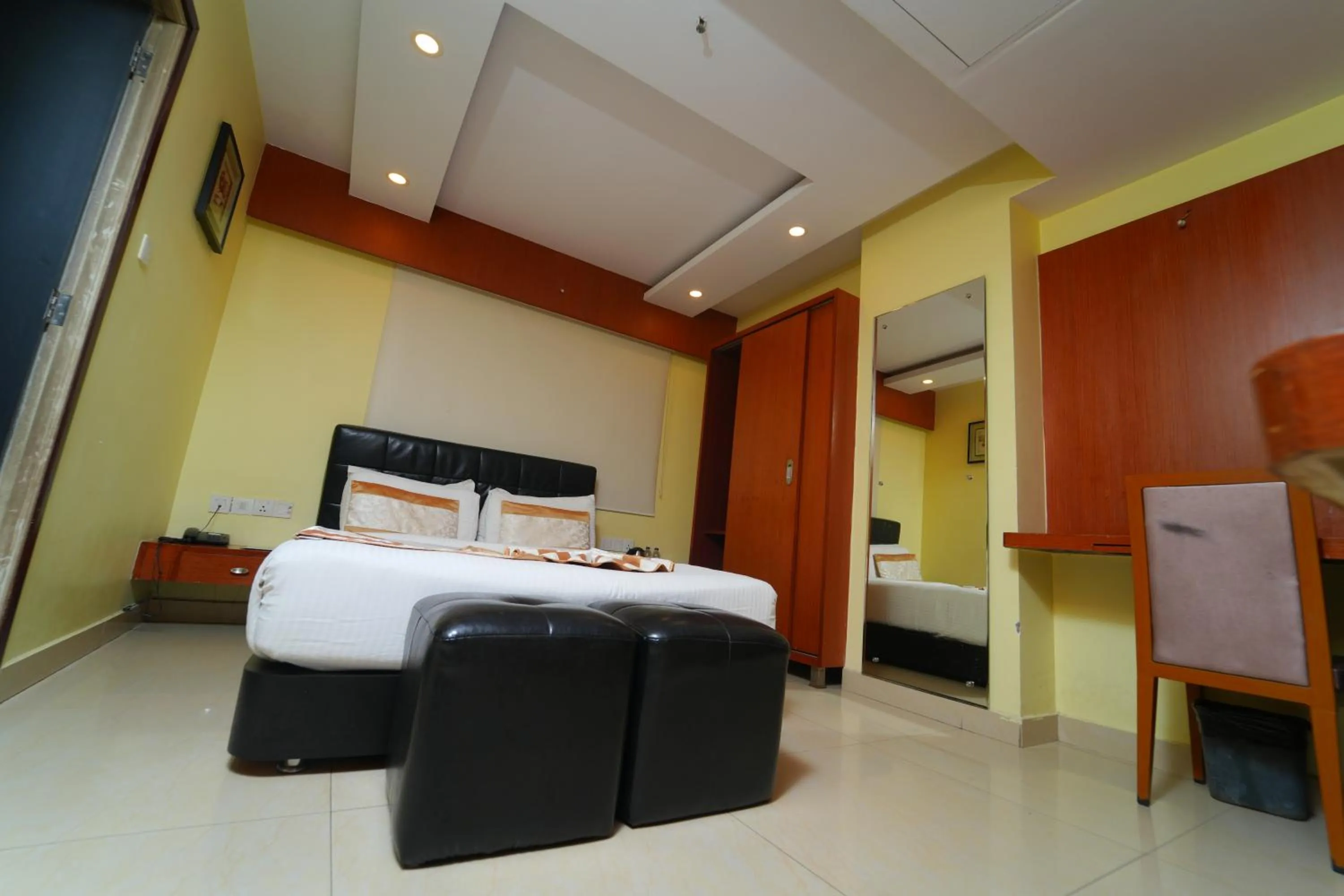 Hotel Diamonds Pearl