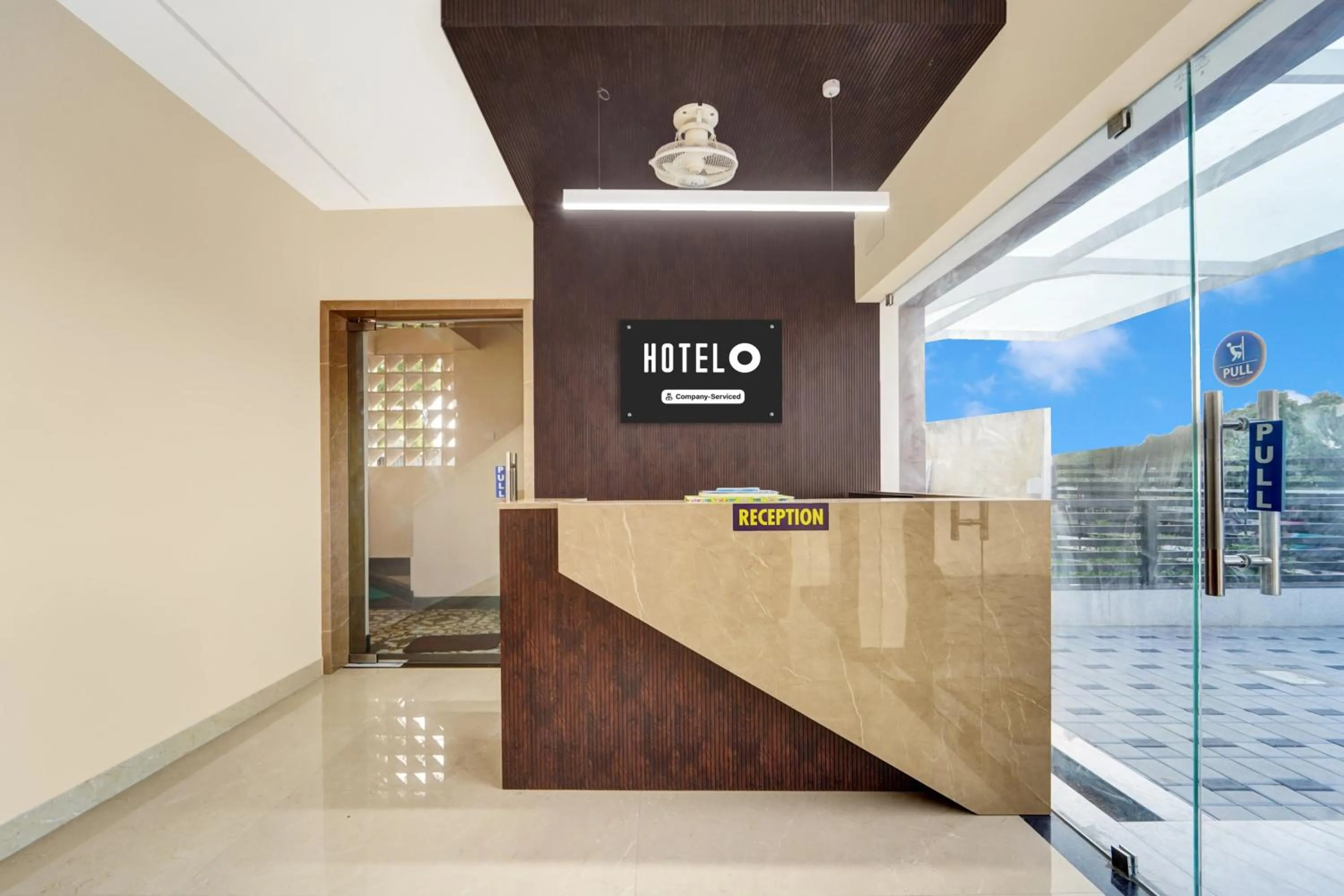 Lobby or reception in Super Hotel O Vilankurichi