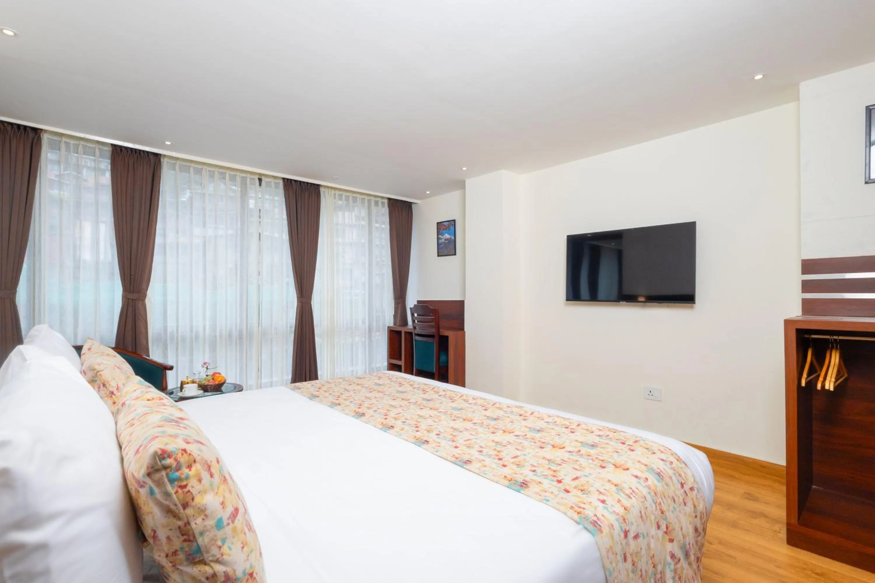 Bedroom, Bed in Sumitel JB Park