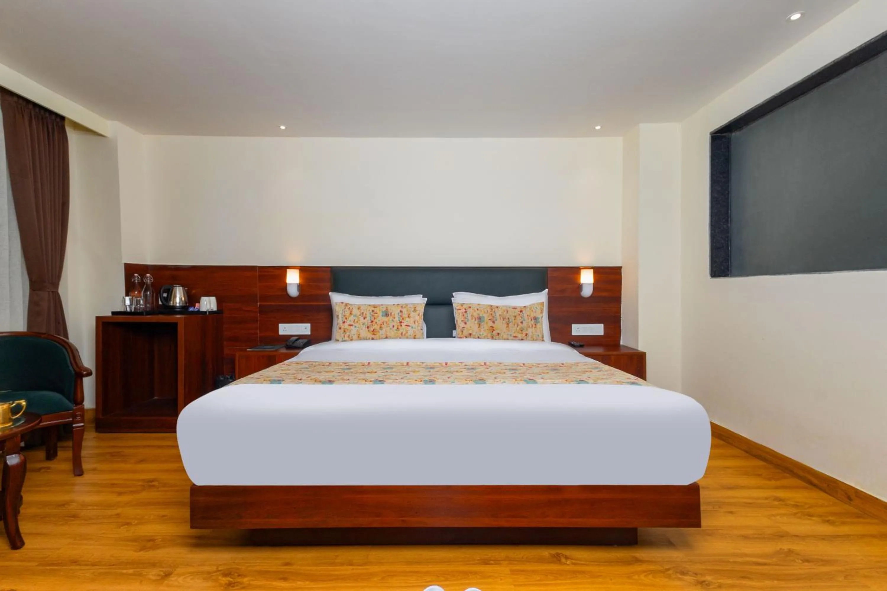 Bedroom, Bed in Sumitel JB Park