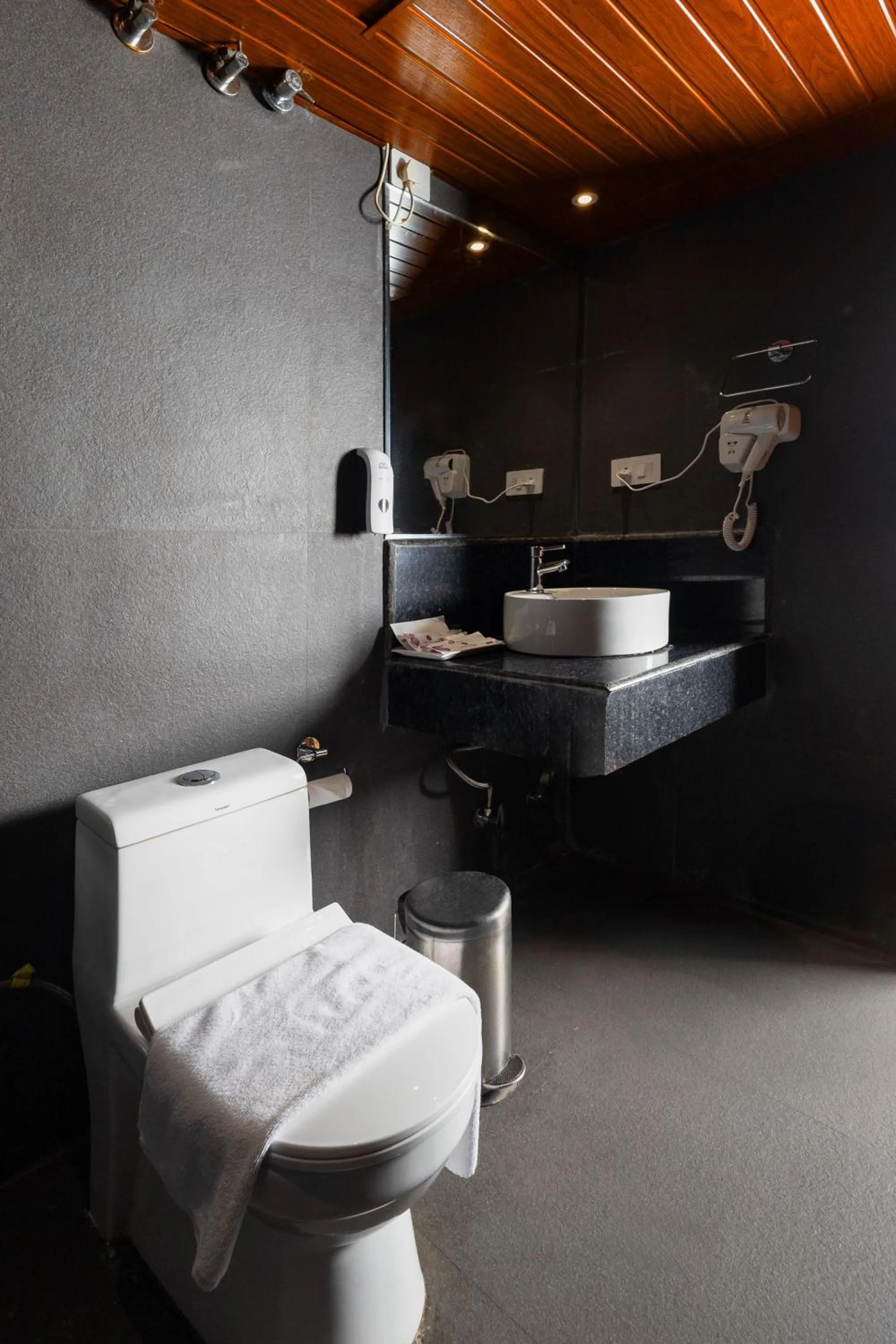 Bathroom in Sumitel JB Park