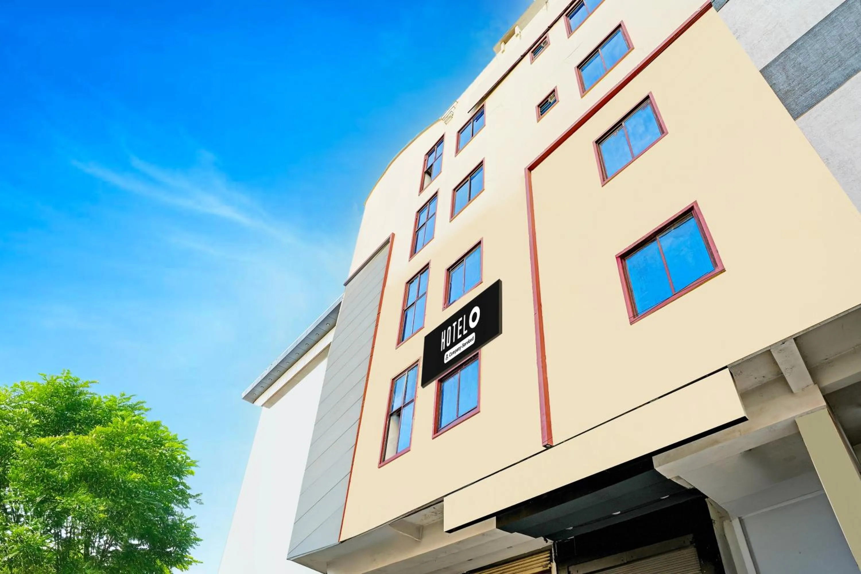 Facade/entrance in Hotel O Anantapur