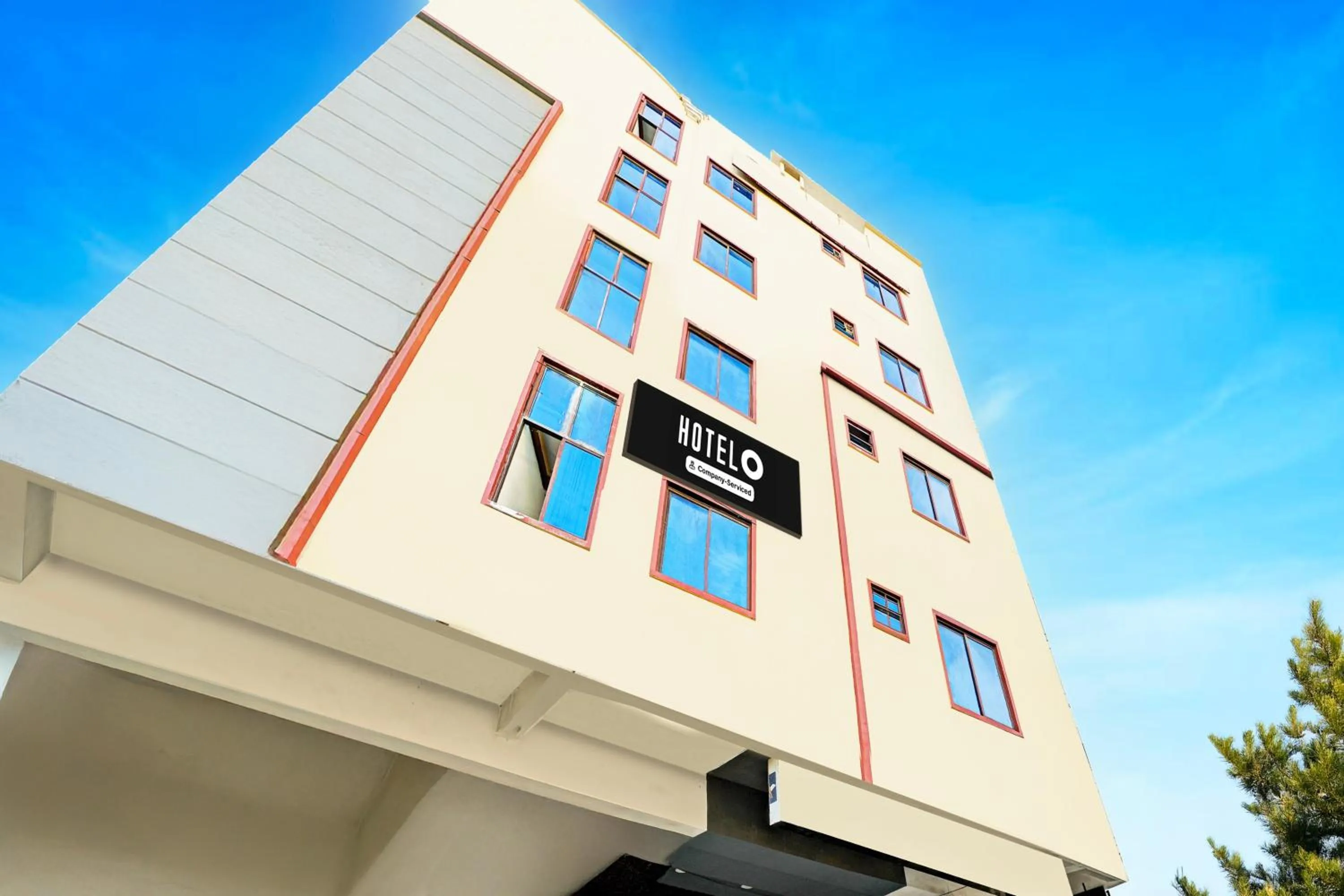 Facade/entrance in Hotel O Anantapur