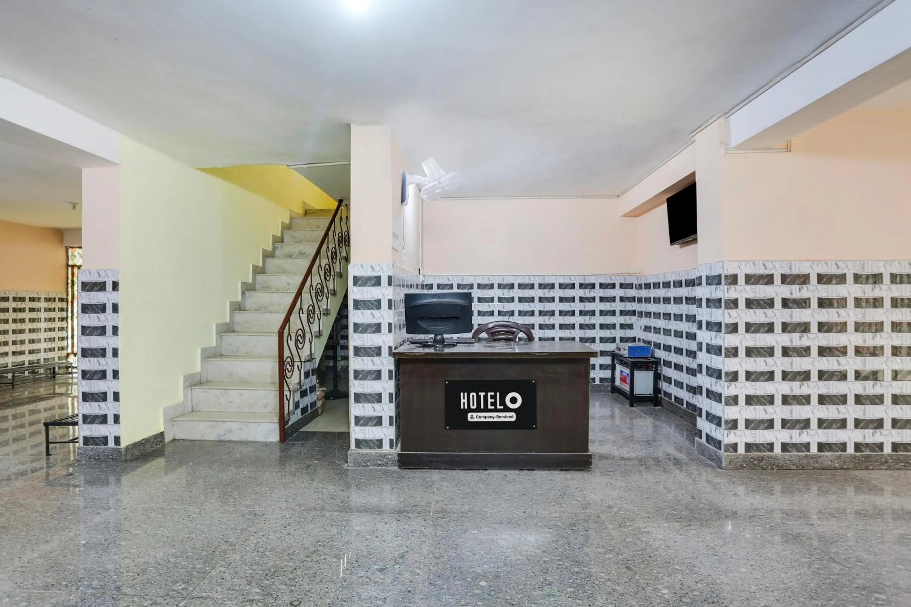 Lobby or reception in Super Hotel O Dwarka Metro